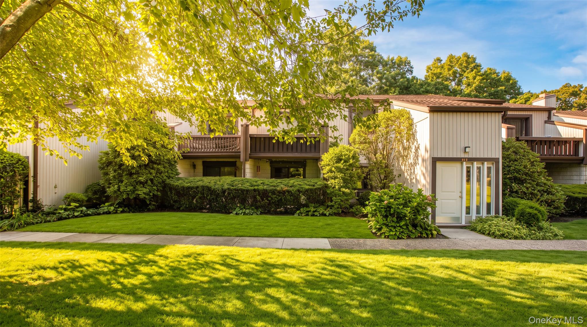 81 Richmond Boulevard, Unit 1B