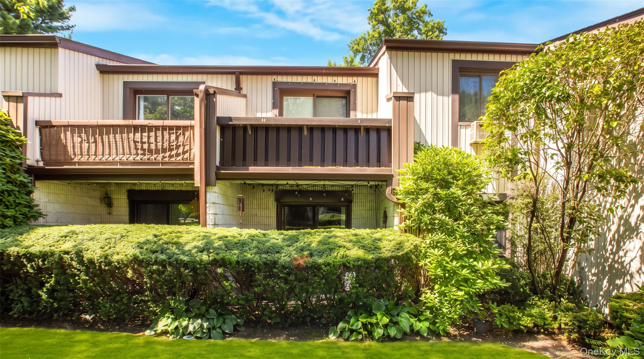 81 Richmond Boulevard, Unit 1B photo 4