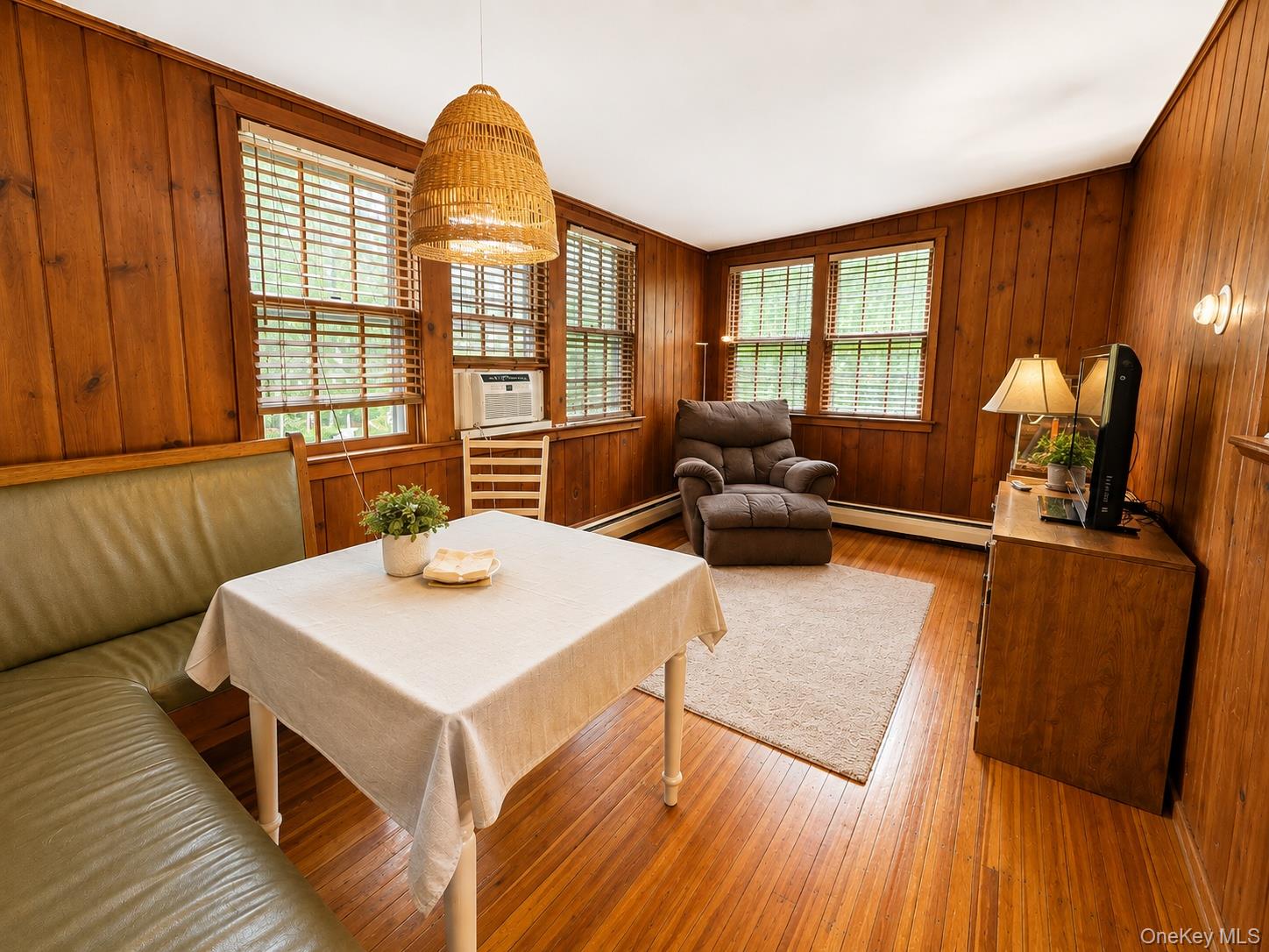 18 Hall Avenue – For Rent photo 3