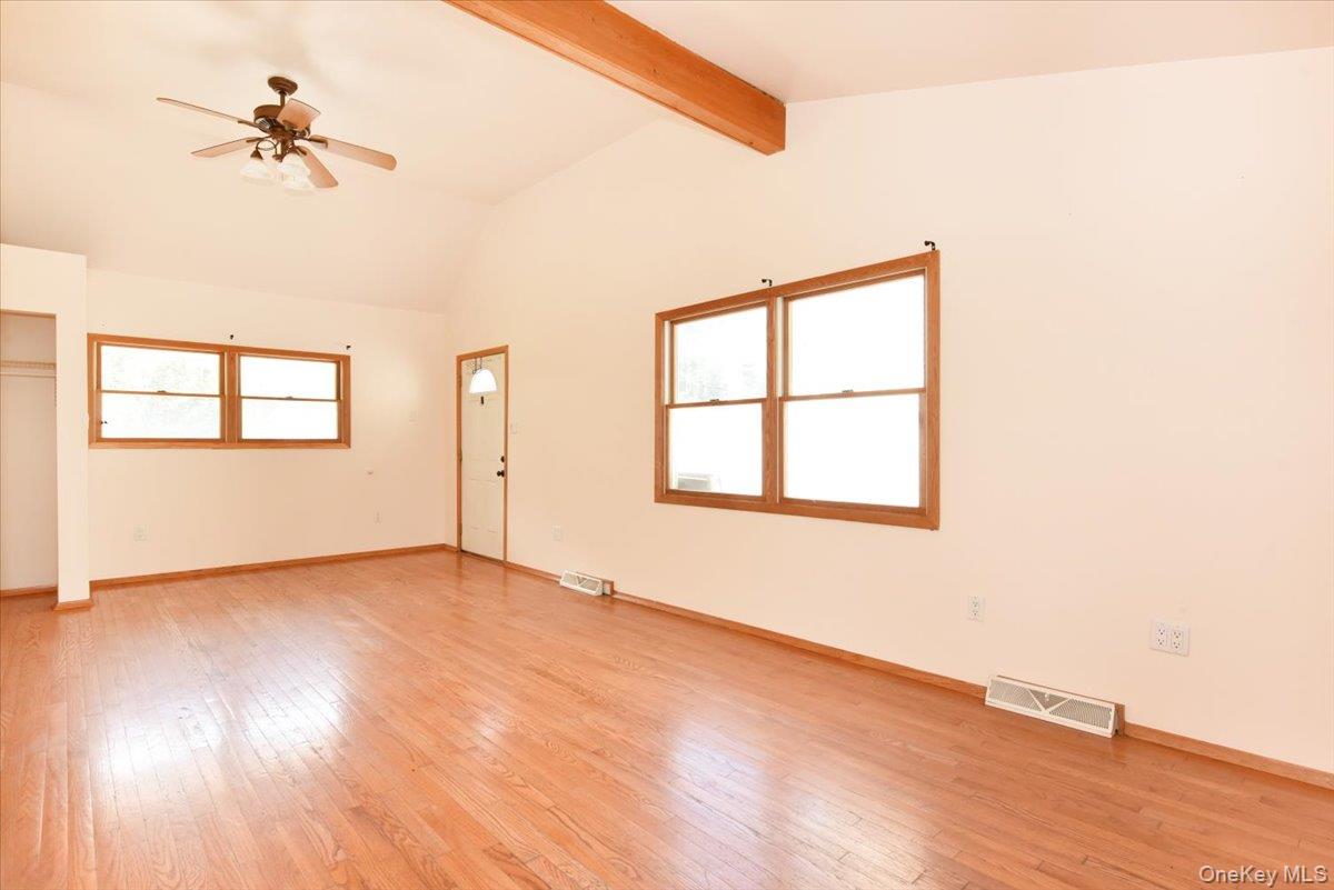 257 Maple Street – For Rent photo 12