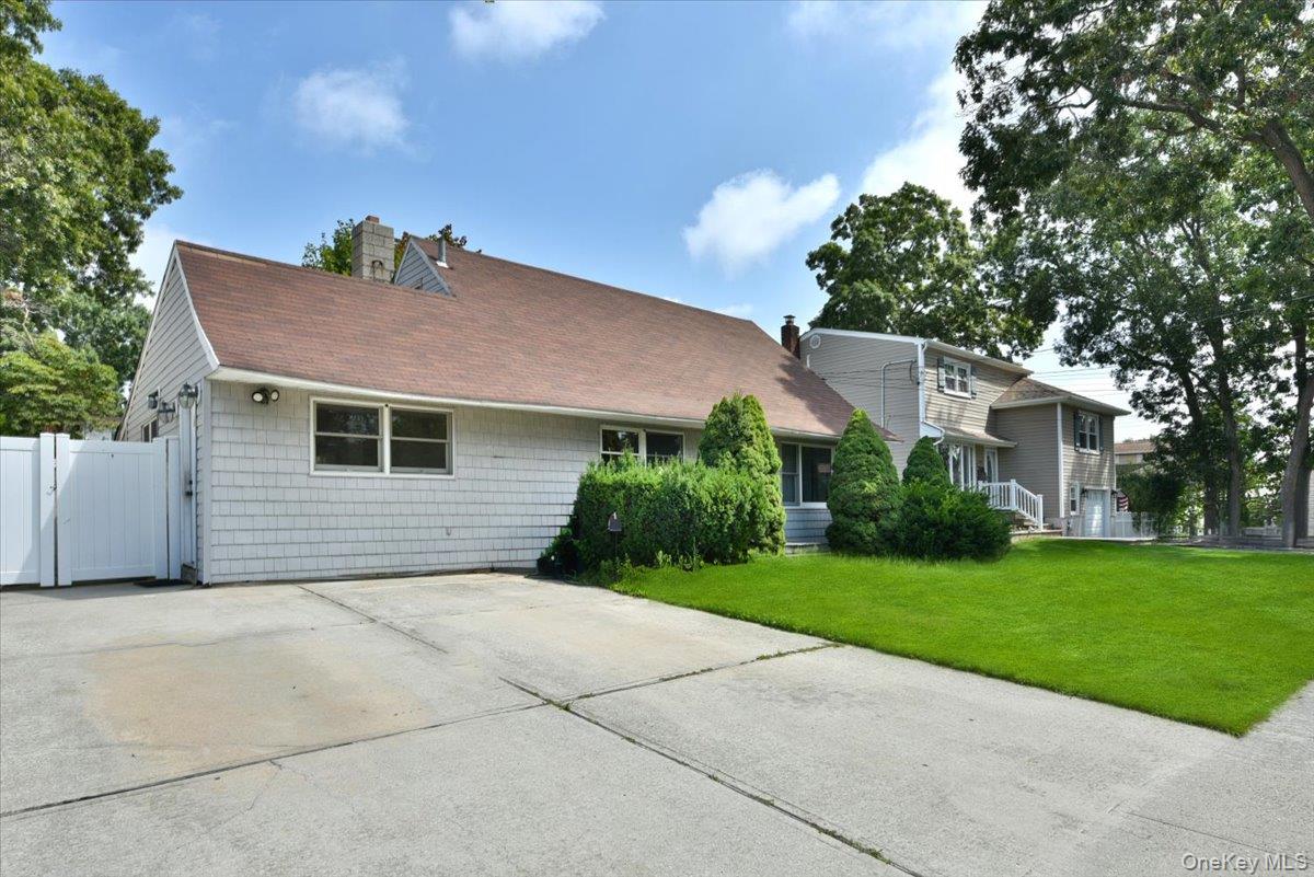257 Maple Street – For Rent photo 3