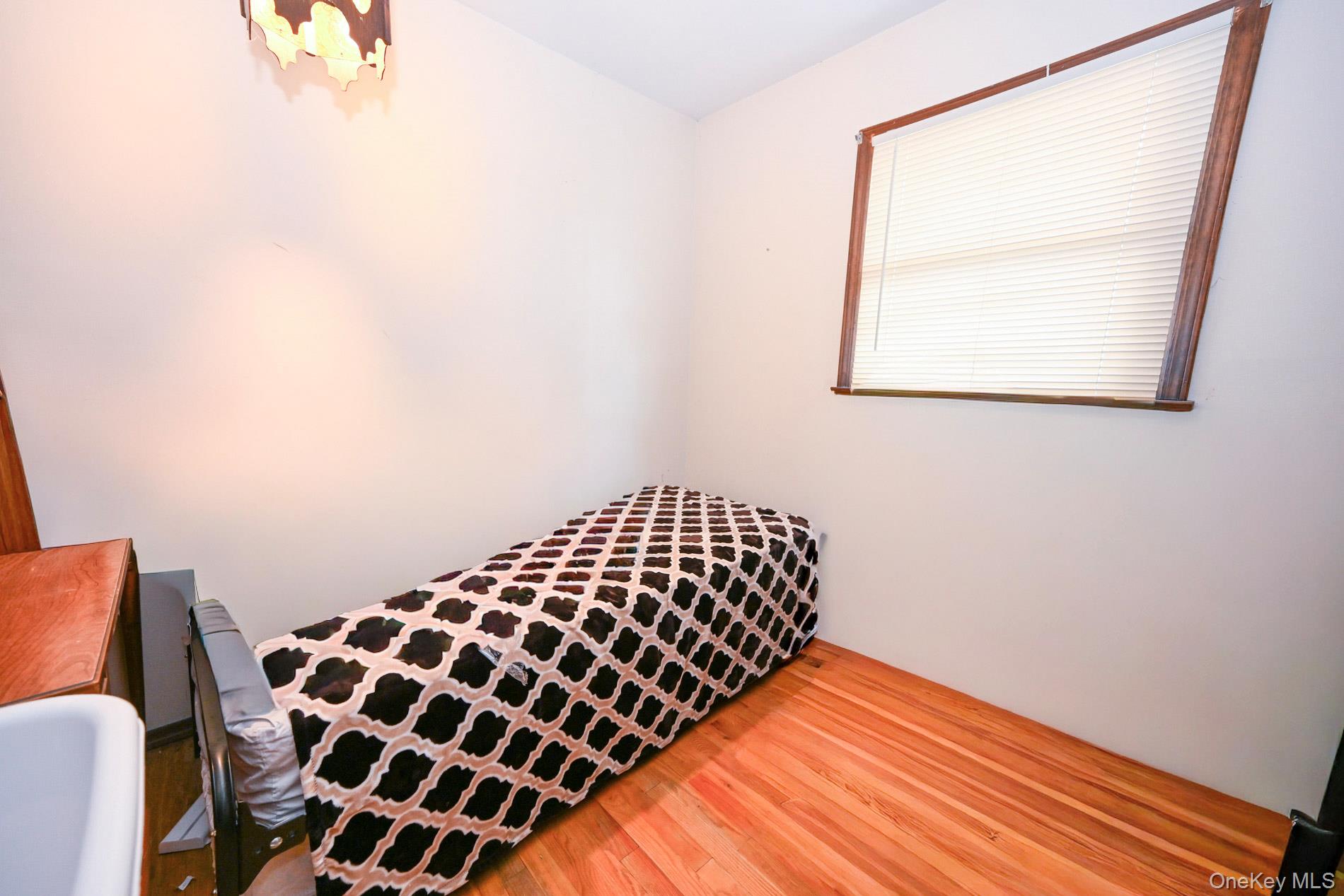 1156 Midway Court – For Sale photo 12