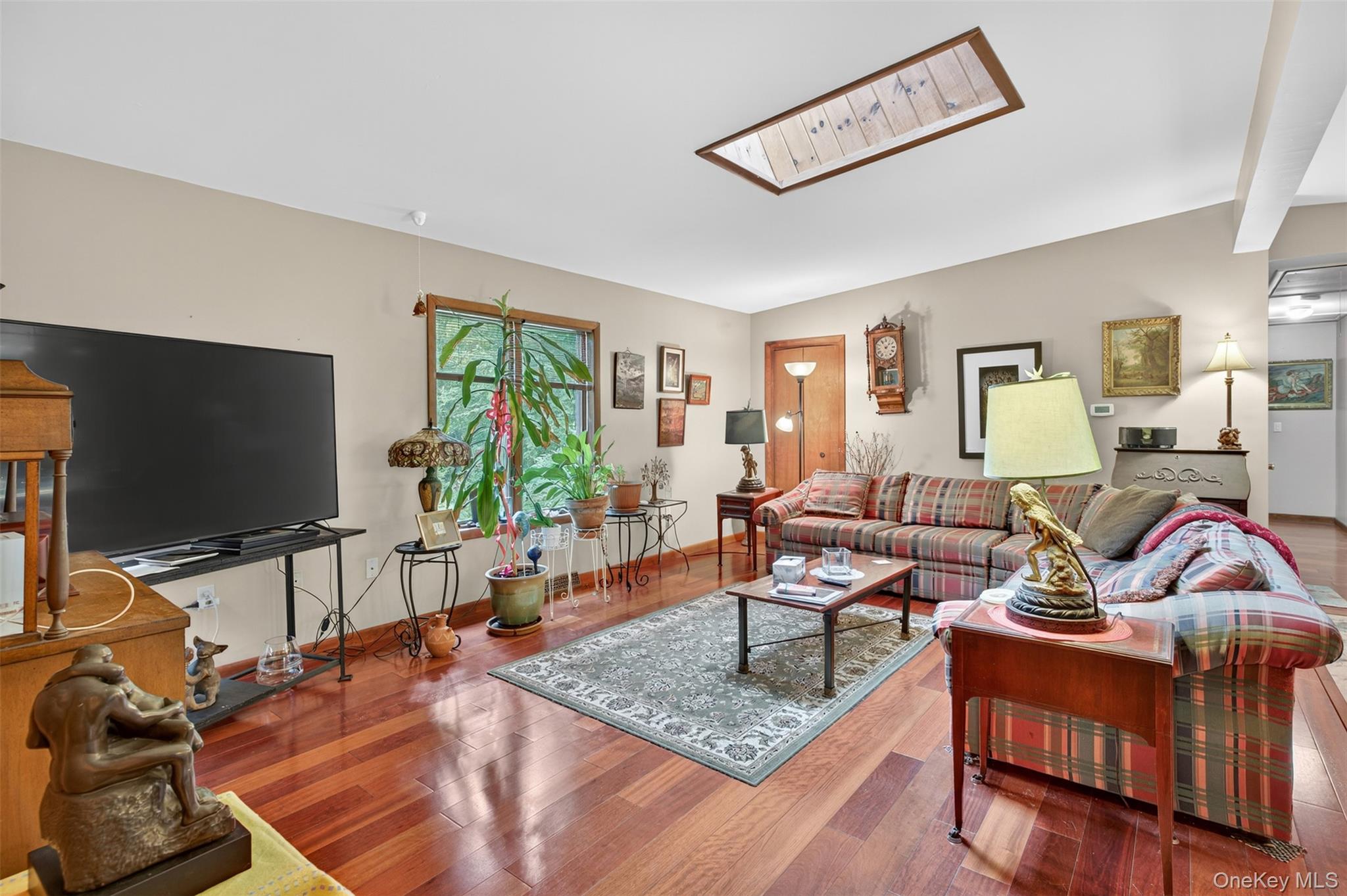 41 Penny Lane – For Sale photo 8