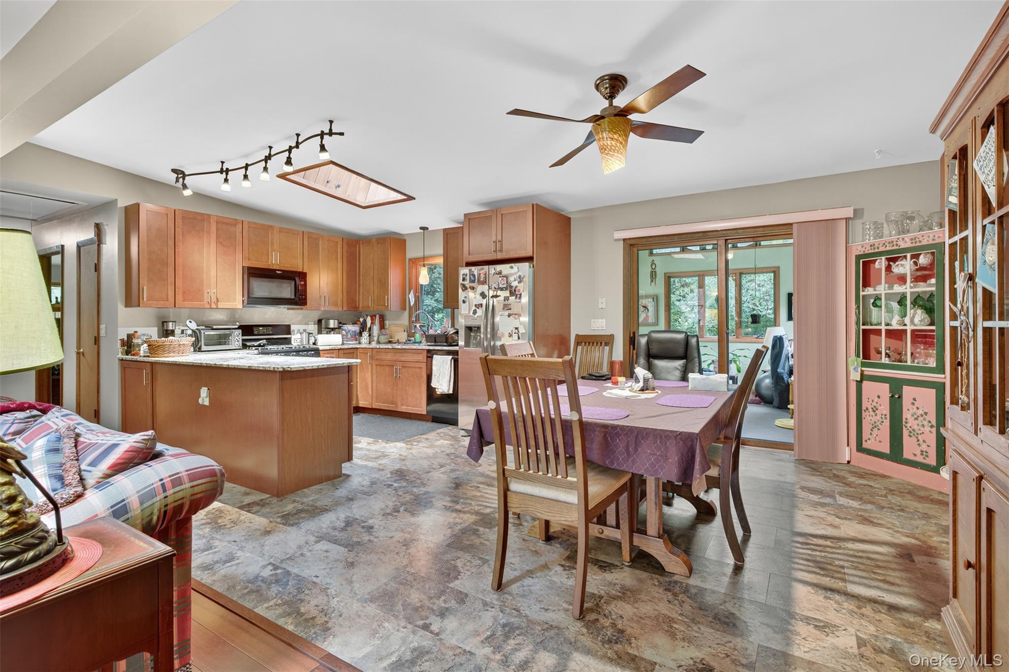 41 Penny Lane – For Sale photo 10