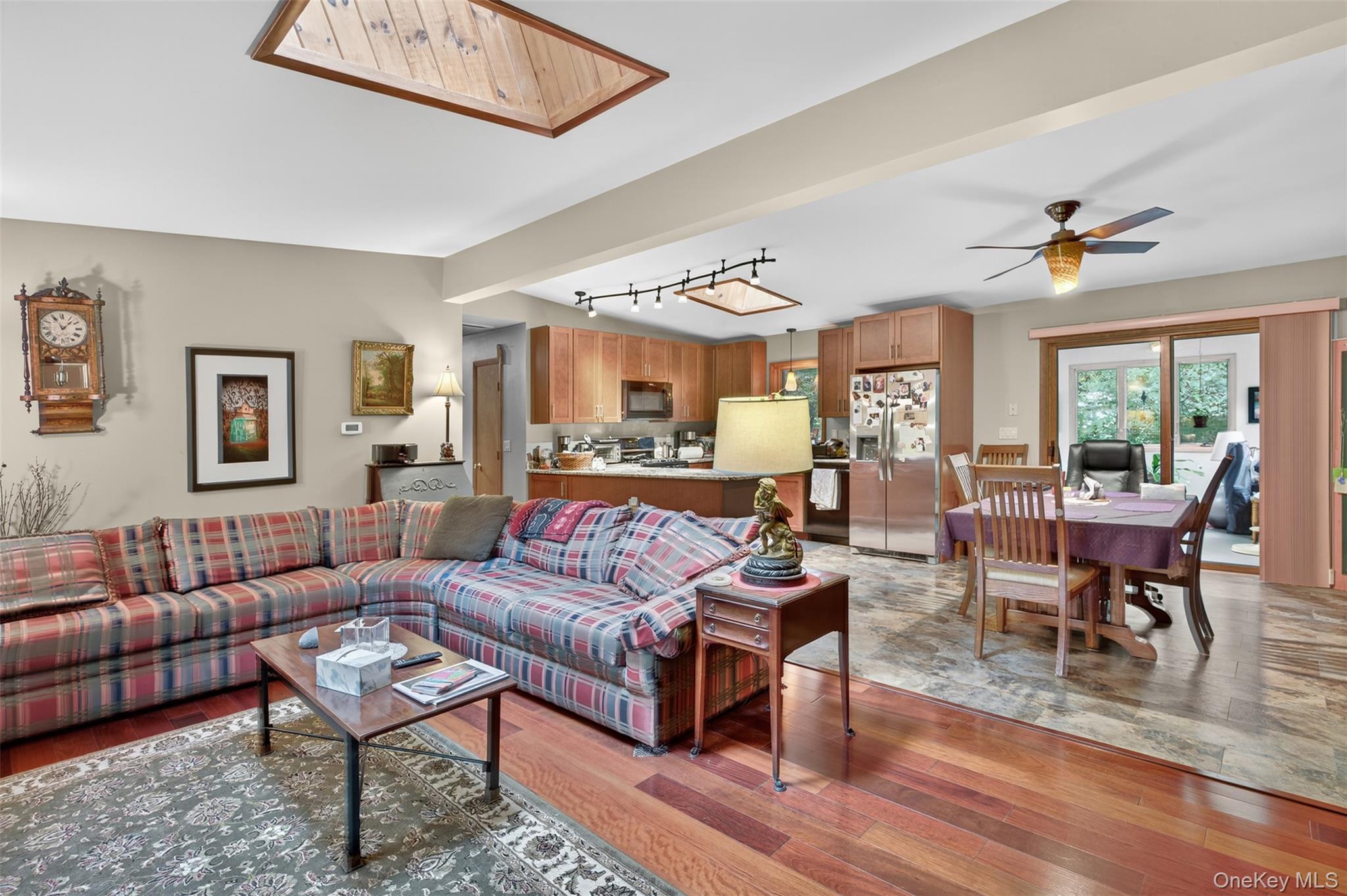 41 Penny Lane – For Sale photo 9