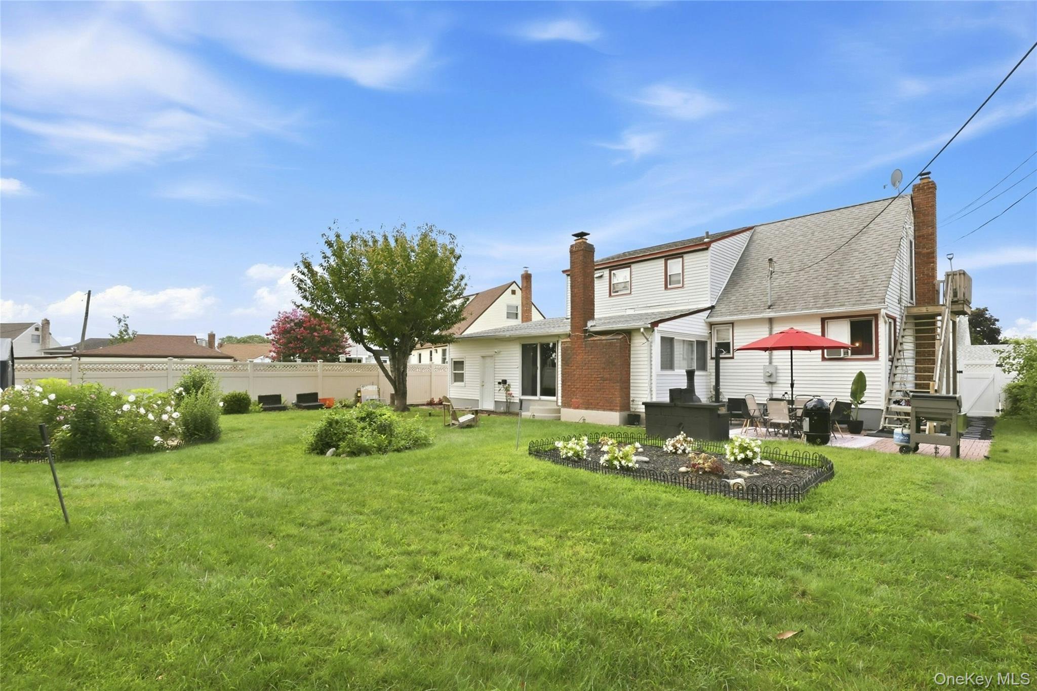 341 Hillcrest Drive – For Sale photo 23