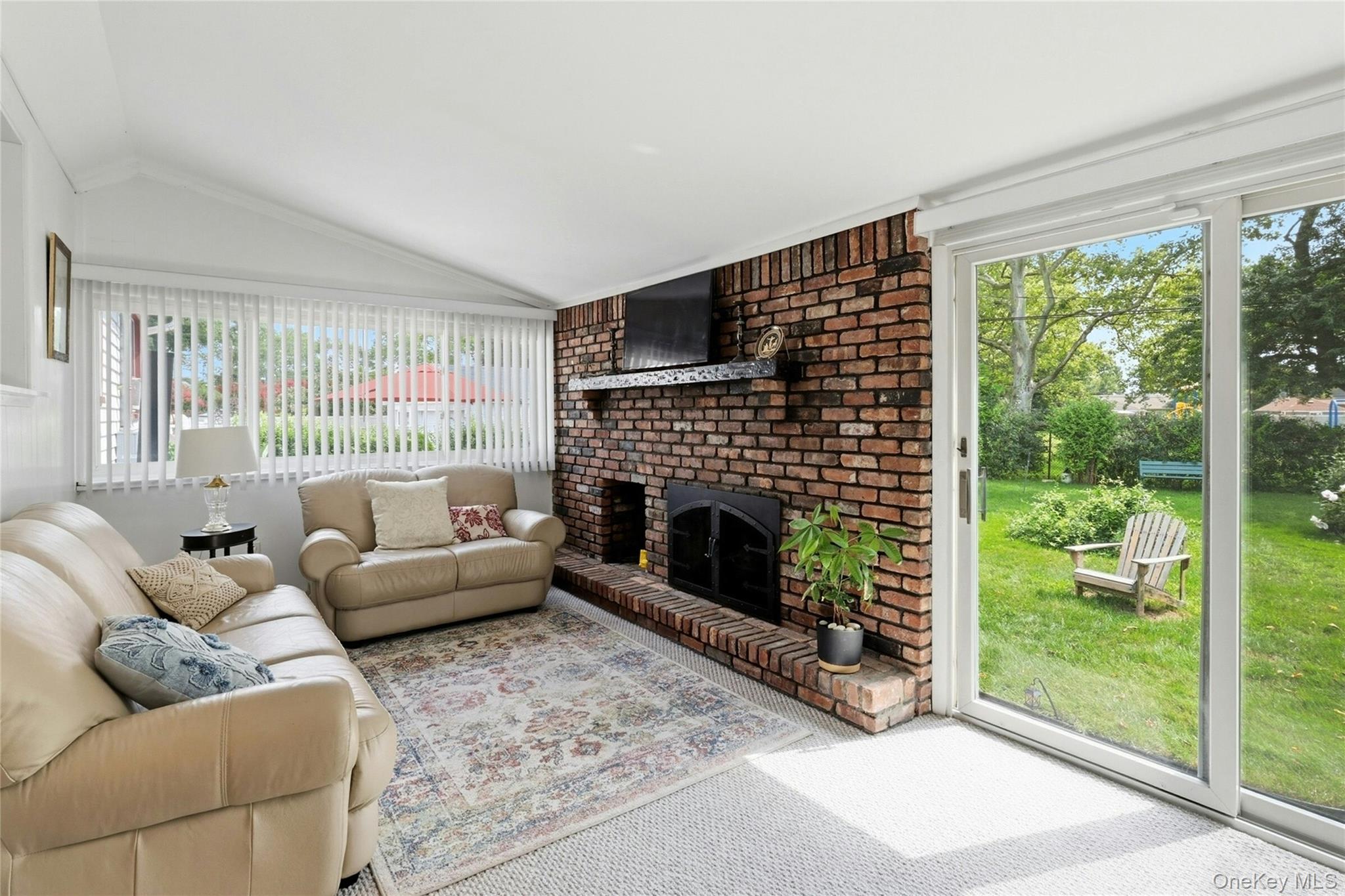 341 Hillcrest Drive – For Sale photo 10