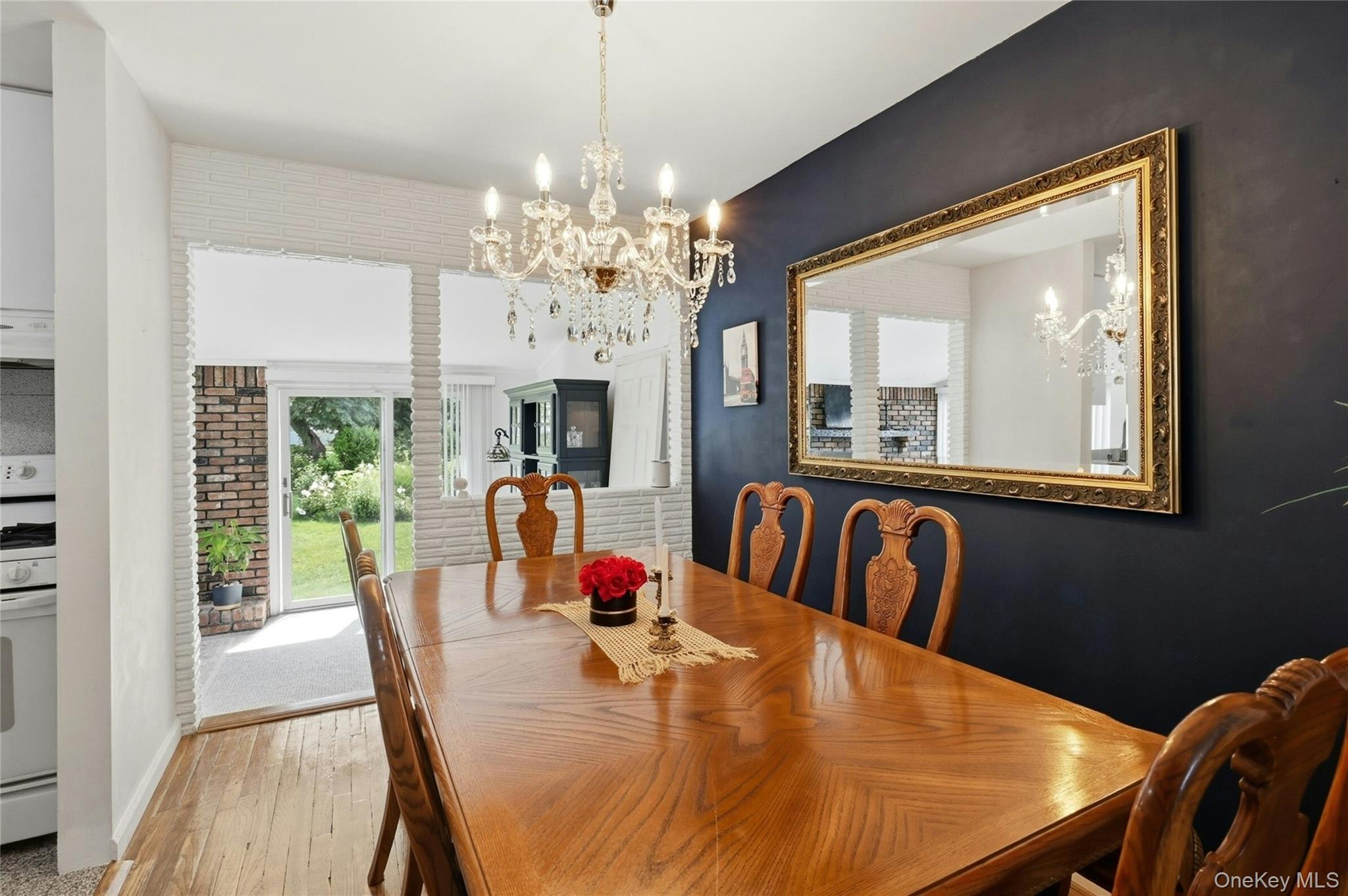 341 Hillcrest Drive – For Sale photo 5