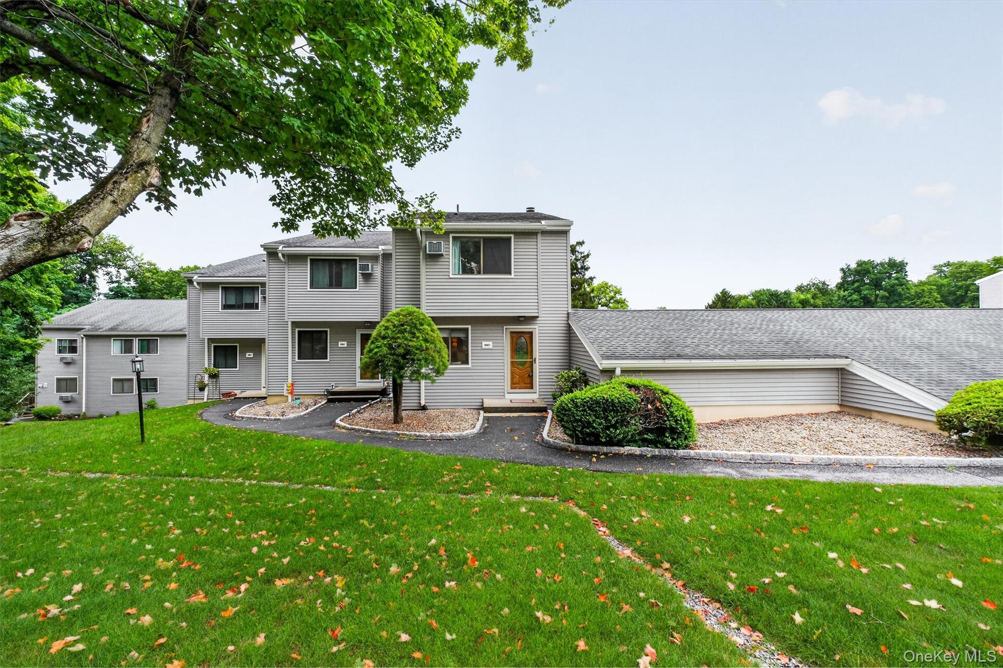 803 Village Drive – For Sale photo 3