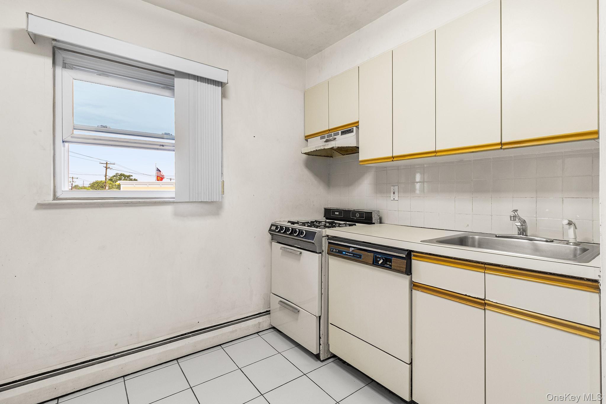 490 Main Street, Unit A7 photo 4