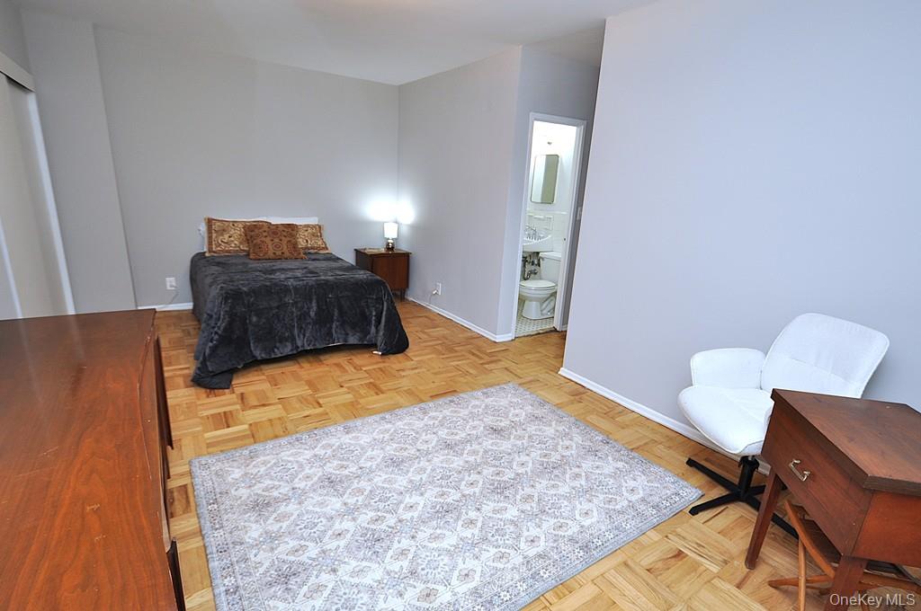 281 Garth Road, Unit B1G photo 21