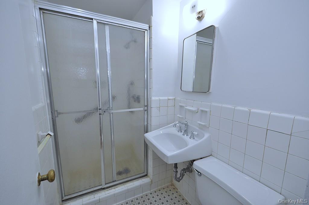 281 Garth Road, Unit B1G photo 23