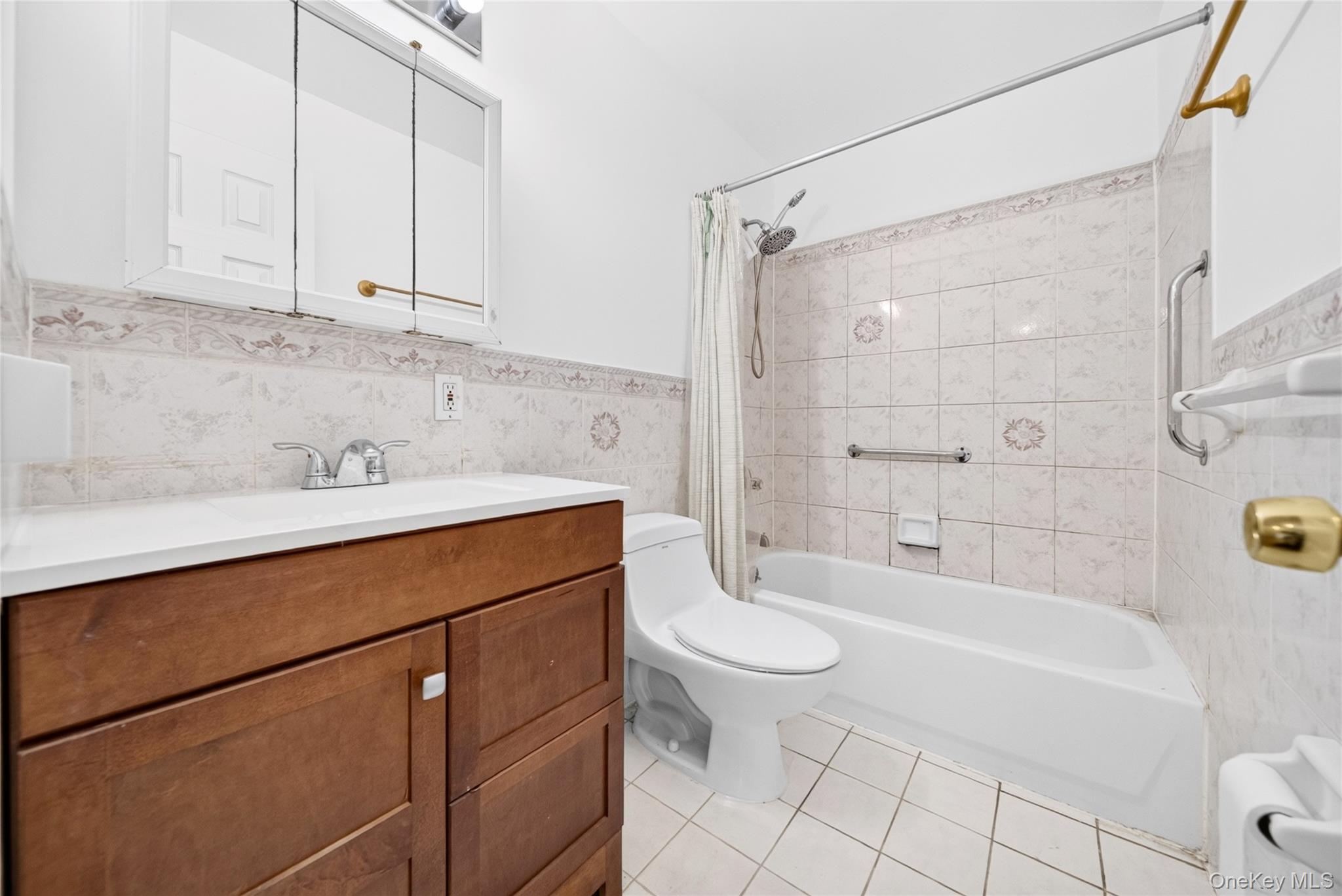 87-16 Palo Alto Street – For Sale photo 12