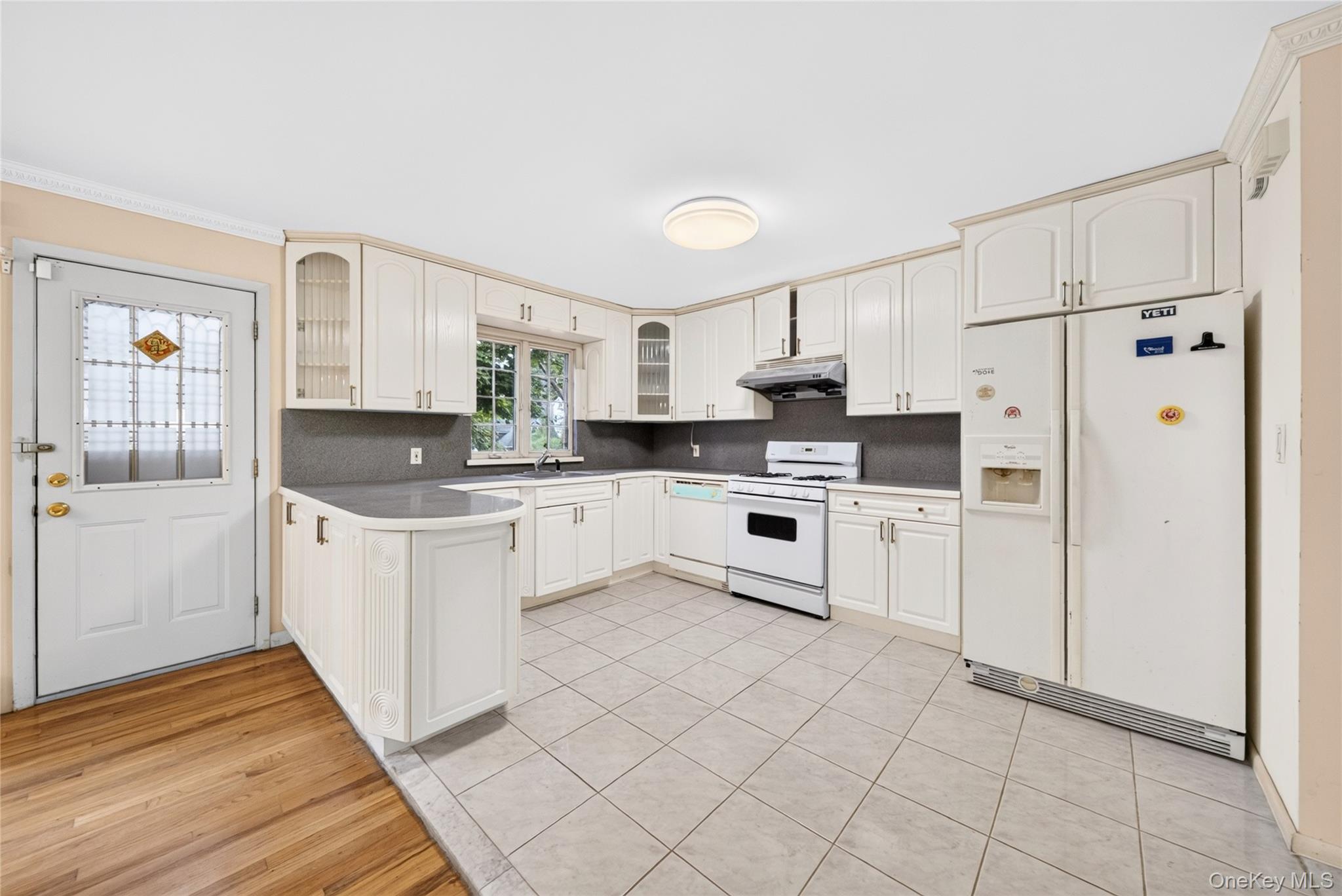 87-16 Palo Alto Street – For Sale photo 7
