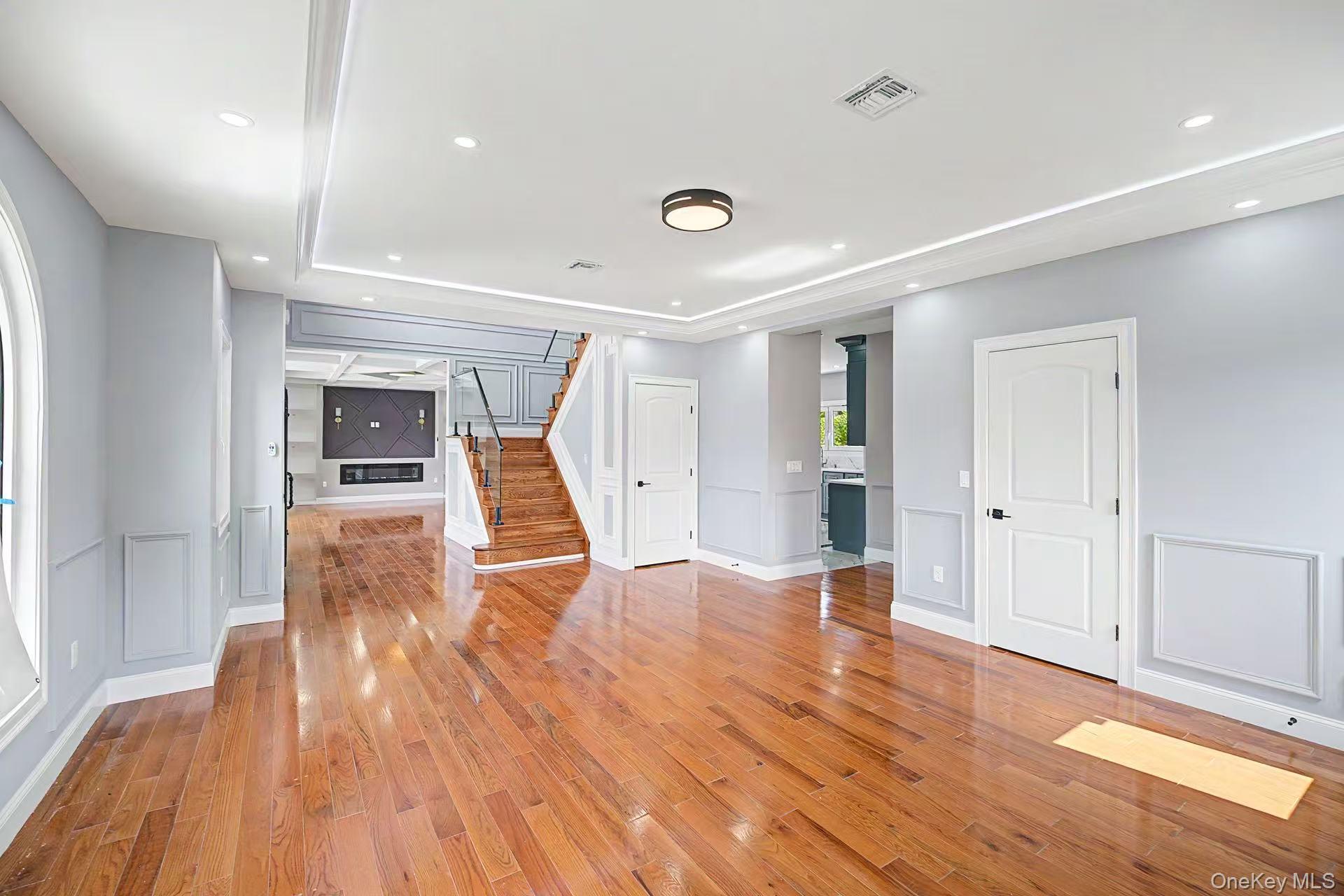 16 Violet Avenue – For Sale photo 11