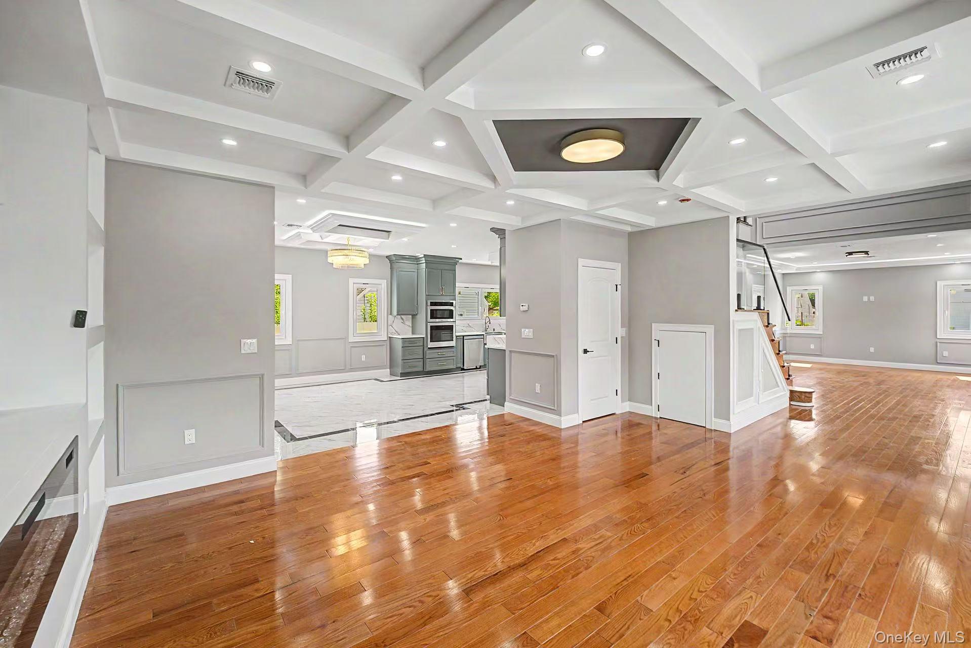 16 Violet Avenue – For Sale photo 12