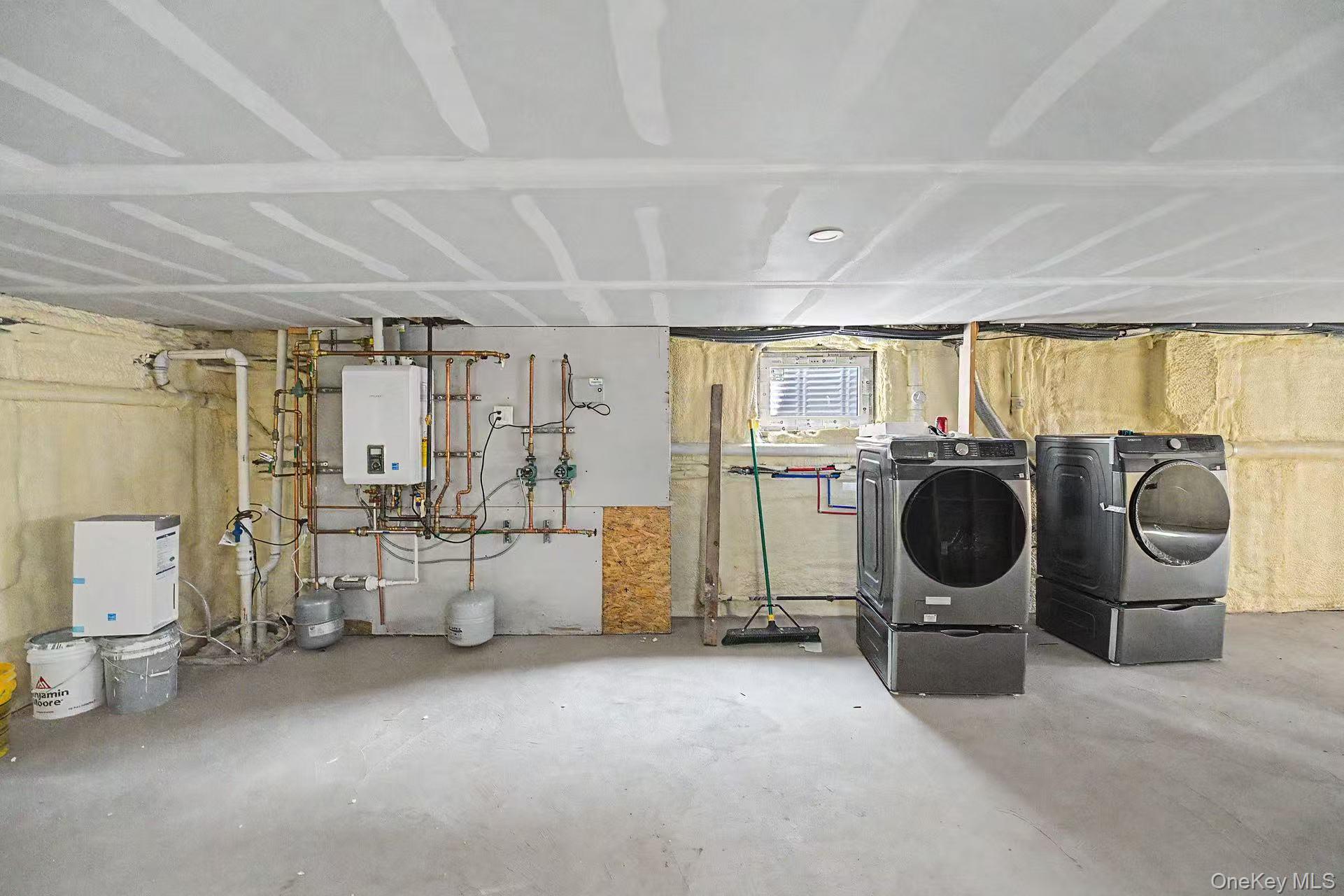 16 Violet Avenue – For Sale photo 23