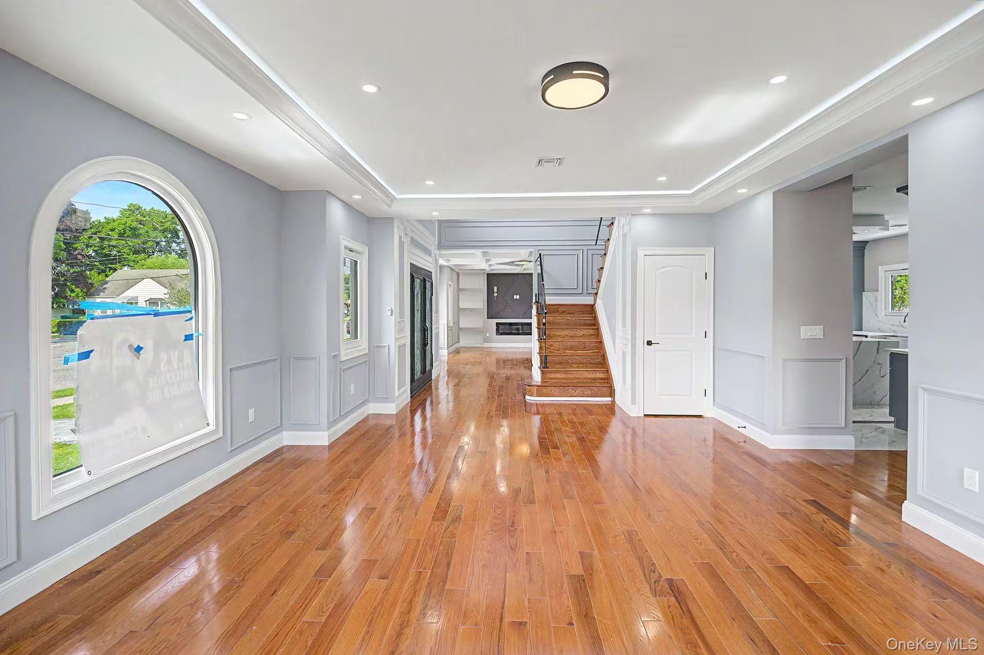16 Violet Avenue – For Sale photo 7