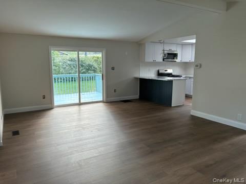 1661 Old Country Road Road, Unit 466 photo 4