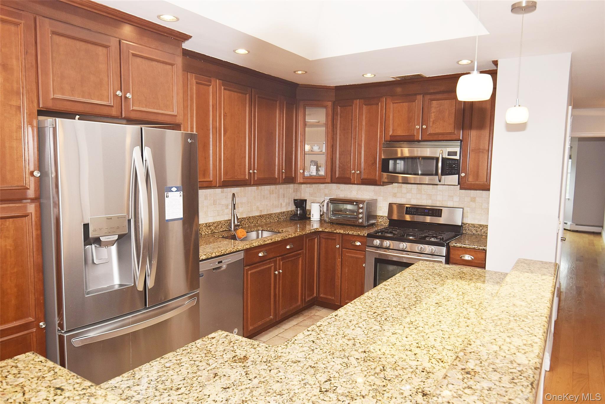 12-27 Diane Place, Unit 196 U photo 9