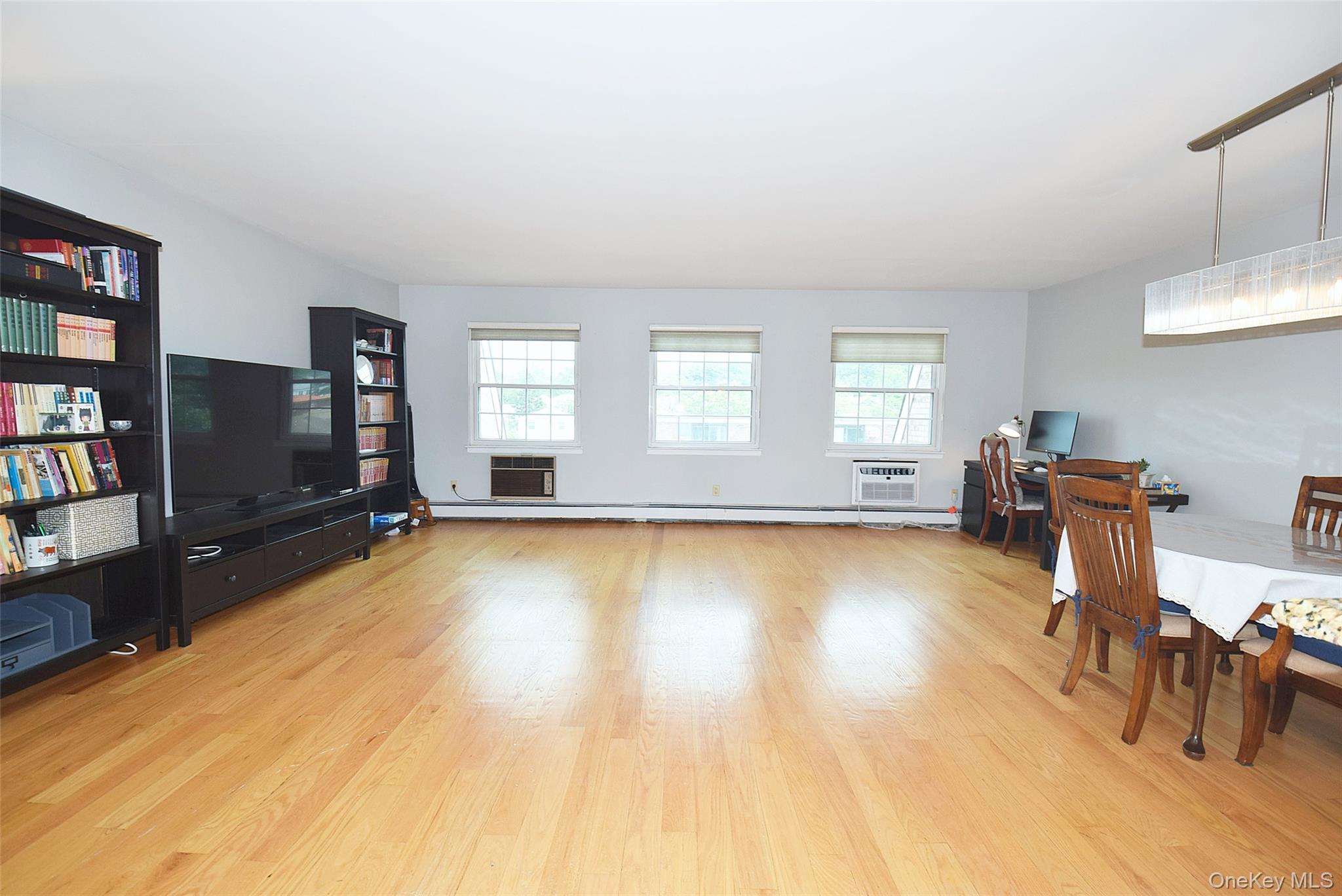 12-27 Diane Place, Unit 196 U photo 4