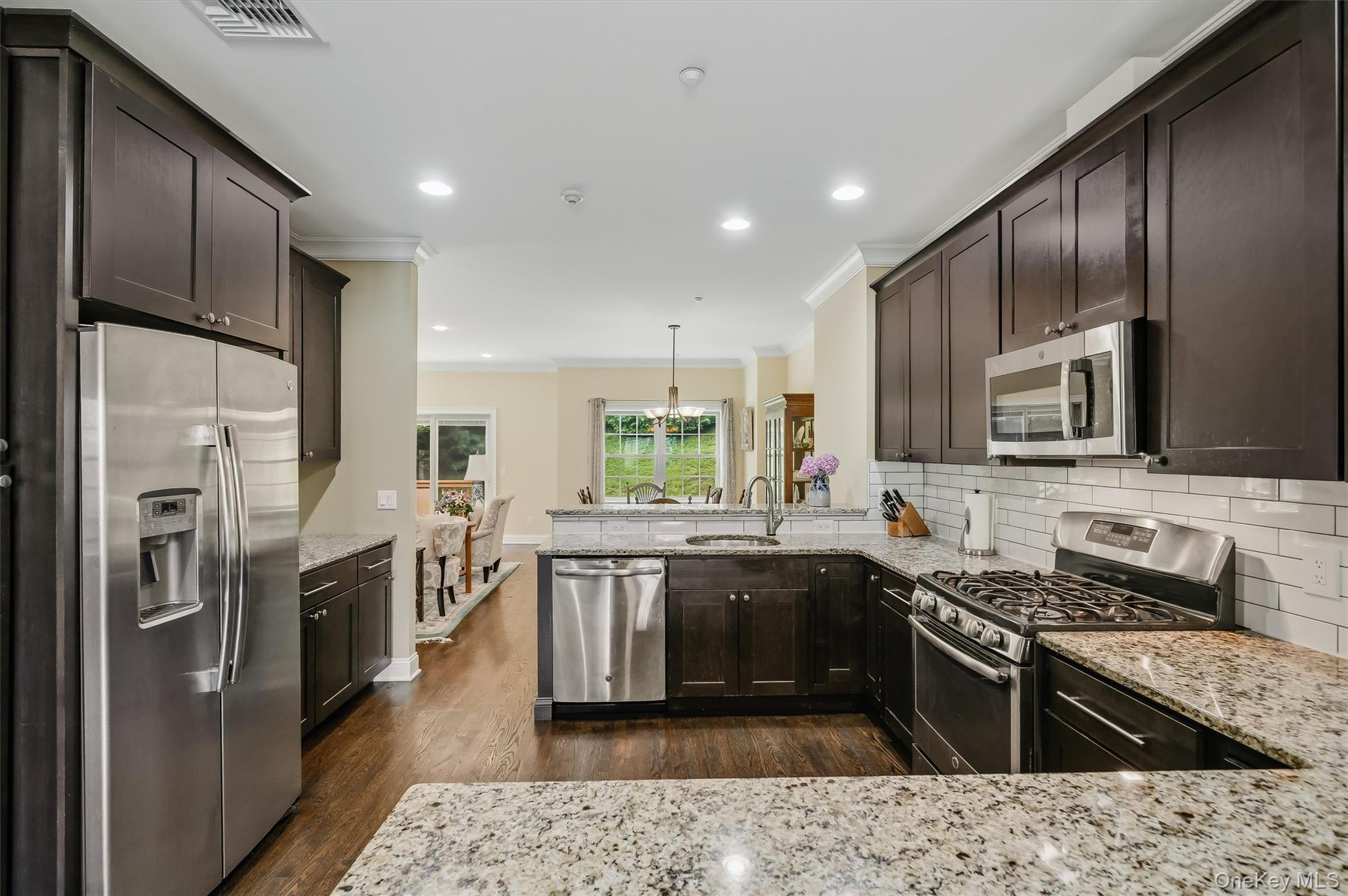 4 Preserve Court – For Sale photo 14