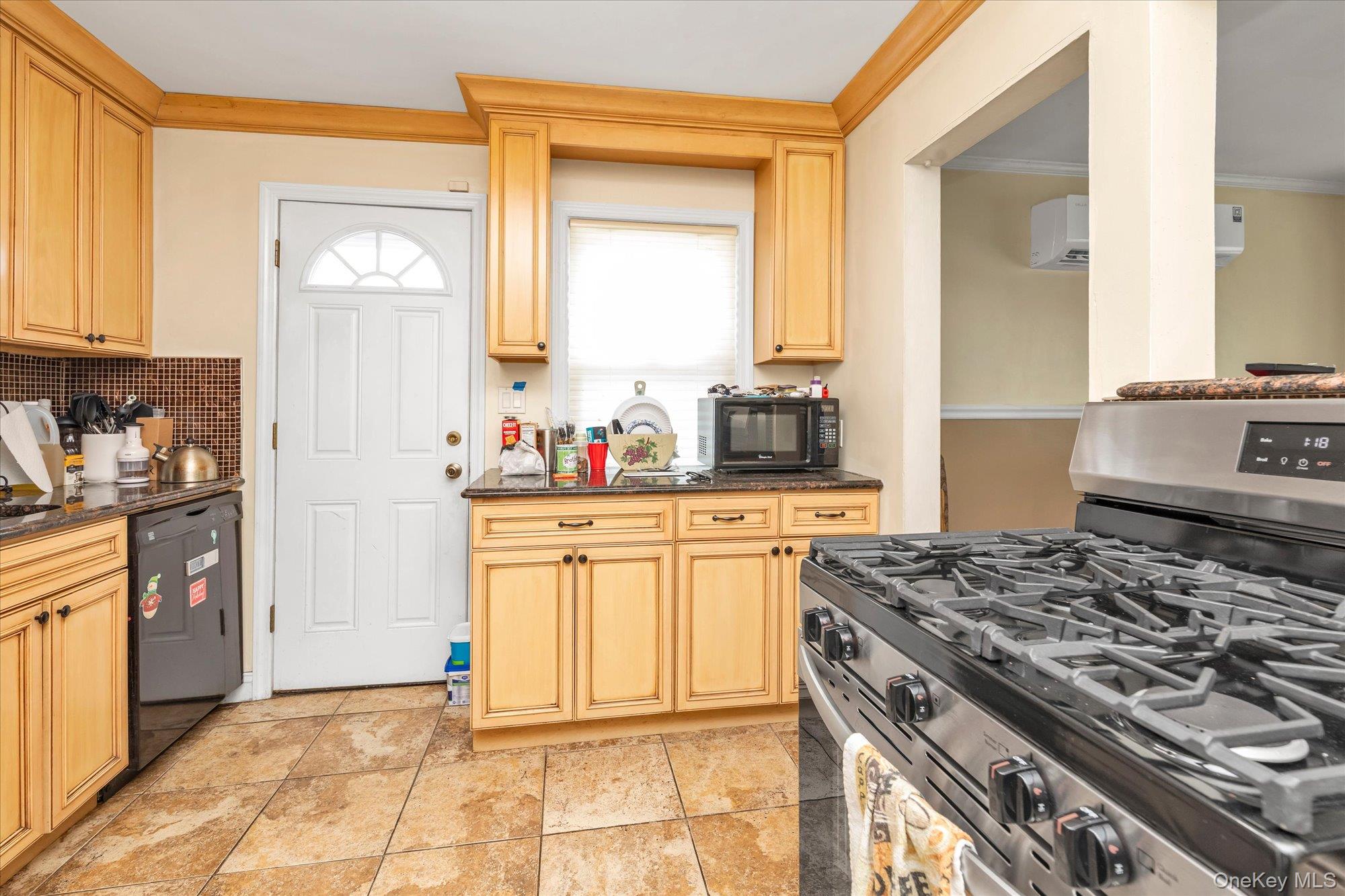 1 Windsor Place – For Sale photo 8