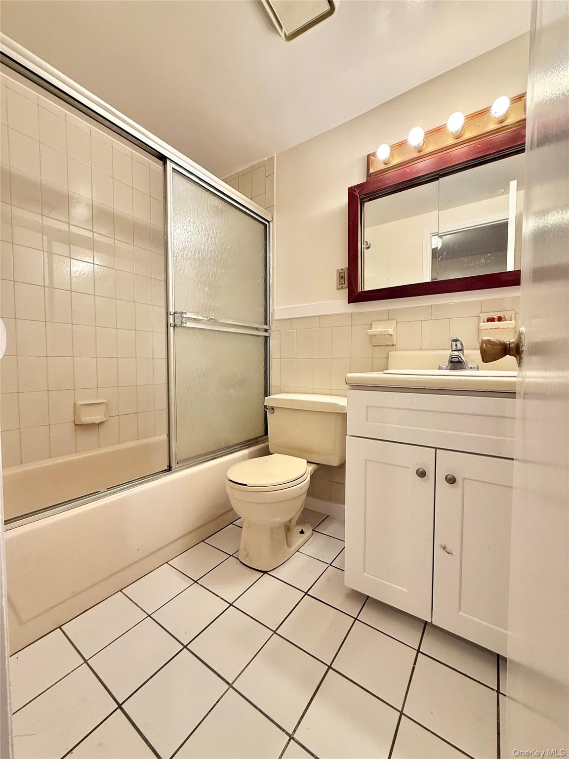 37-30 103rd Street, Unit B2 photo 9