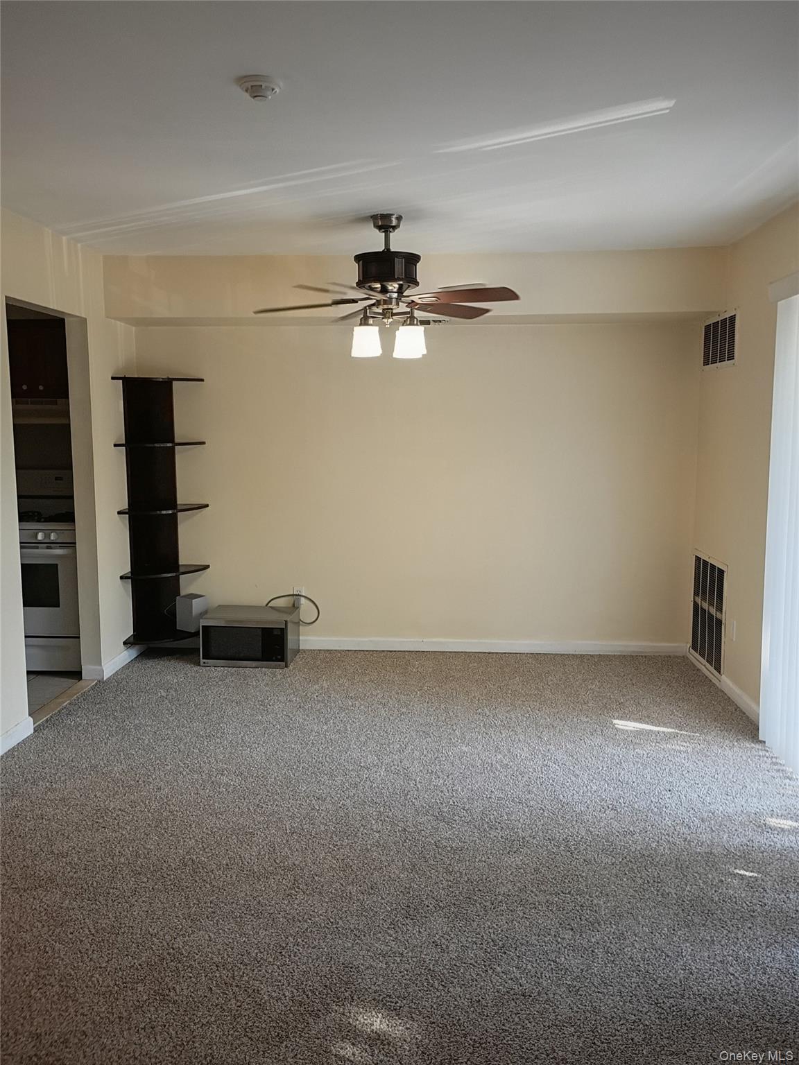 349 Artist Lake Drive – For Sale photo 5