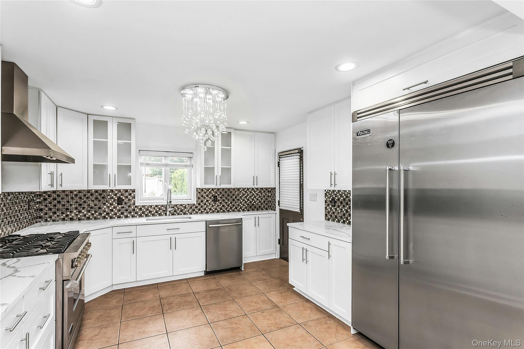 14962 Powells Cove Boulevard – For Sale photo 8