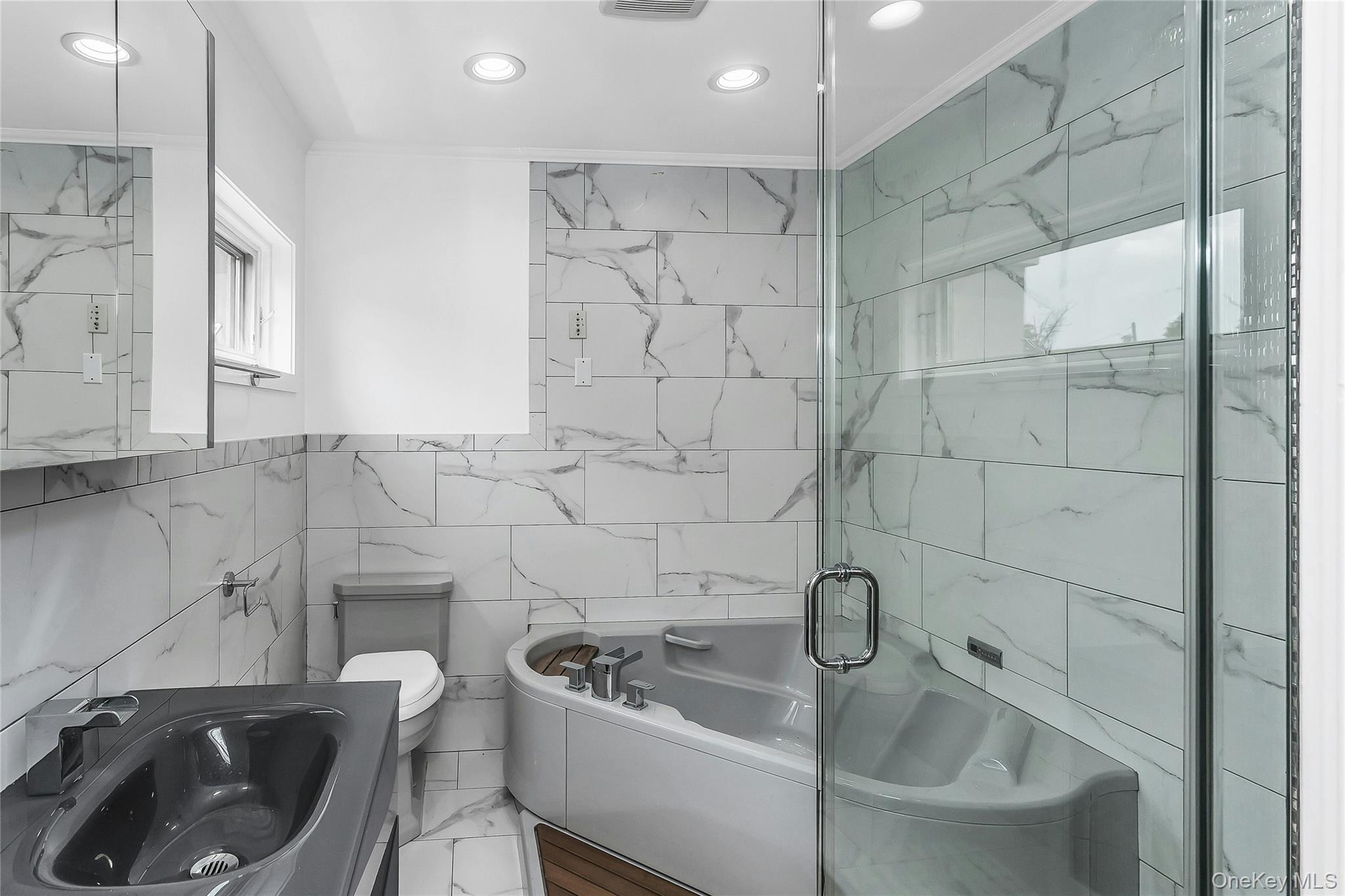 14962 Powells Cove Boulevard – For Sale photo 17
