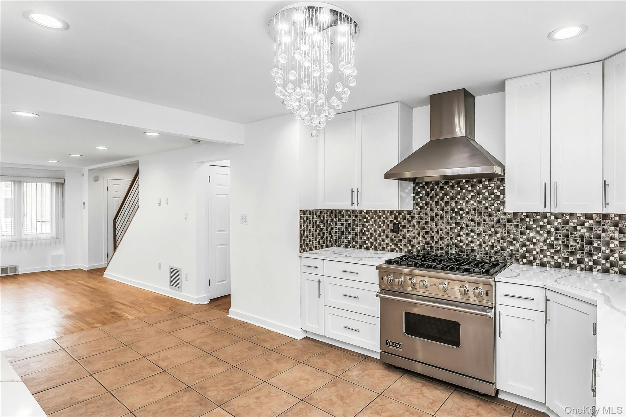 14962 Powells Cove Boulevard – For Sale photo 10