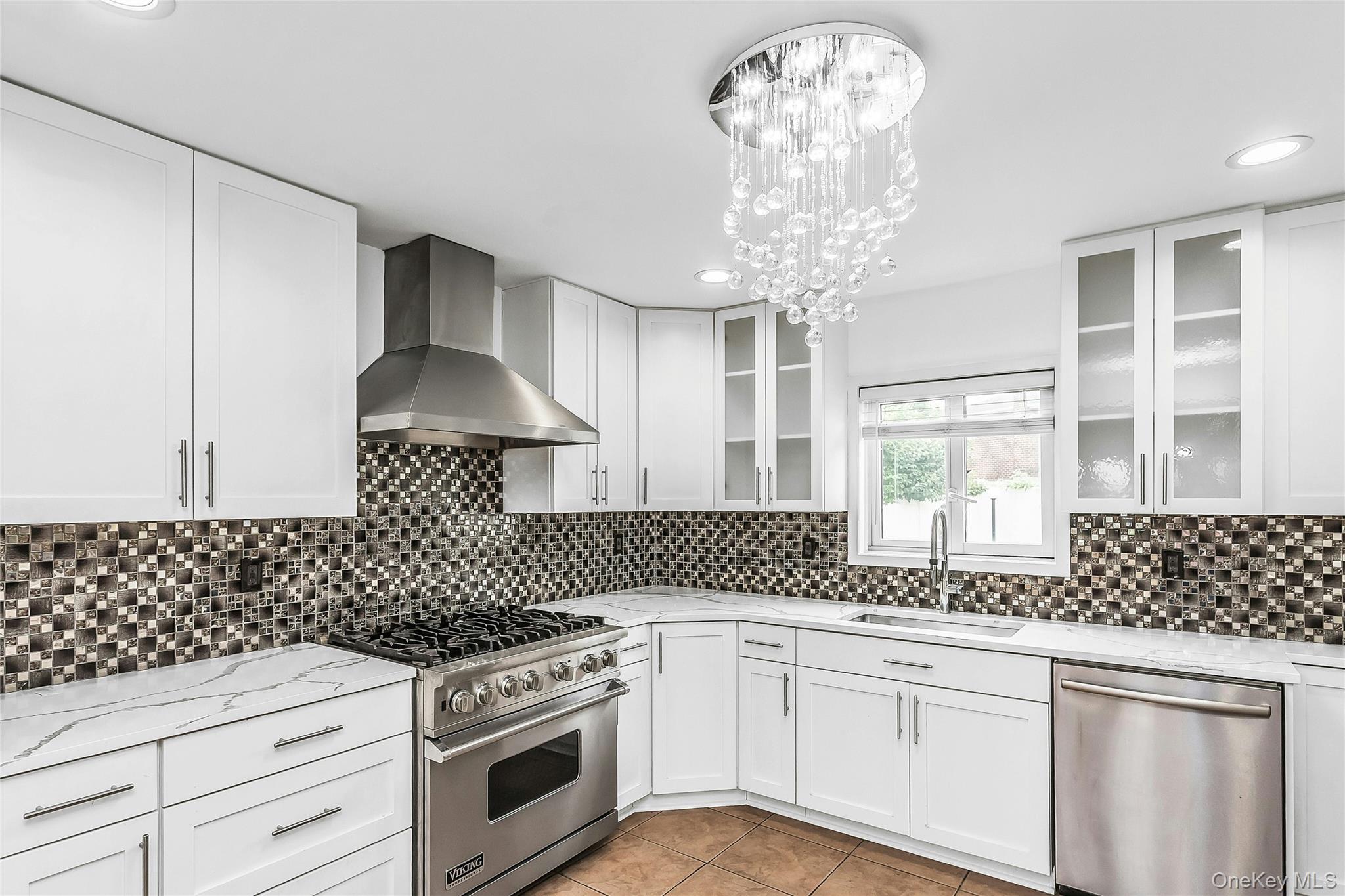 14962 Powells Cove Boulevard – For Sale photo 9