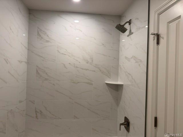 306 S Regent, Unit B photo 8