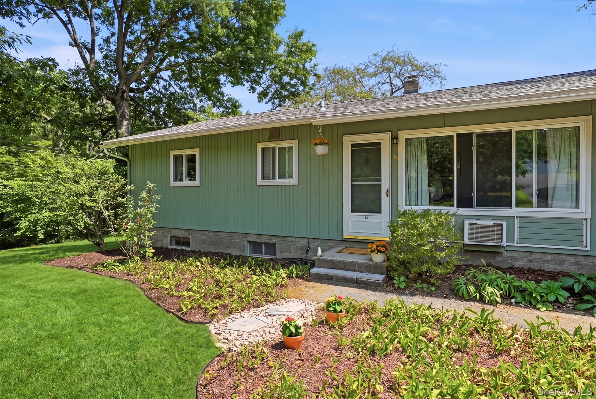 18 Harrington Street – For Sale photo 4