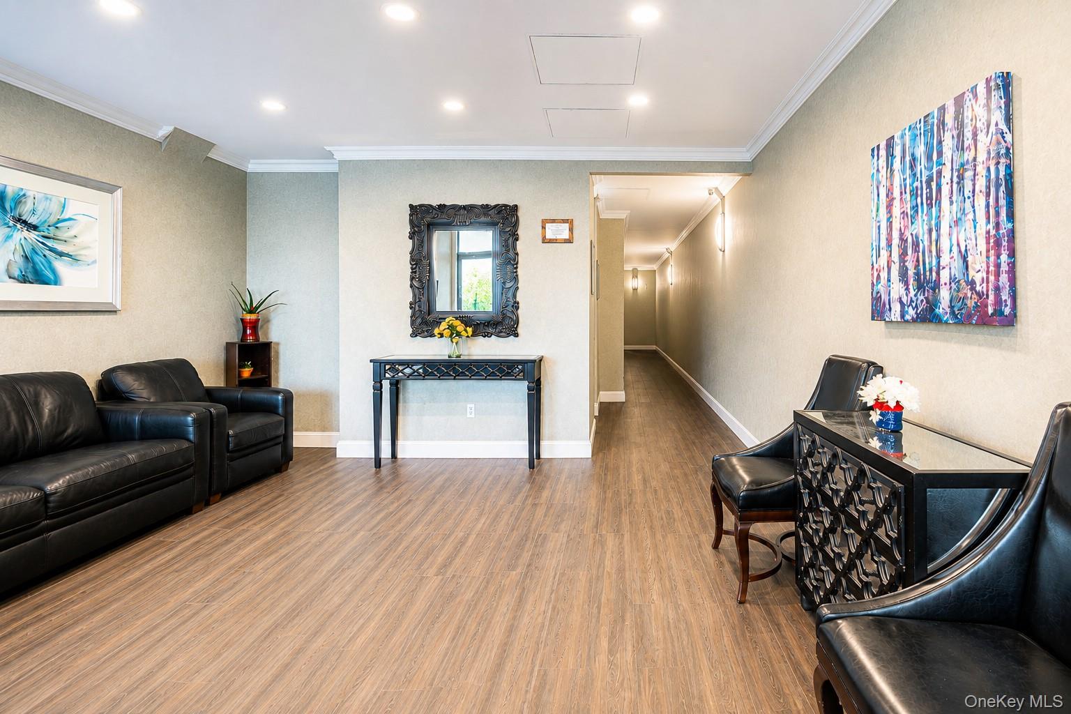 87-30 62nd Avenue, Unit 4G photo 3