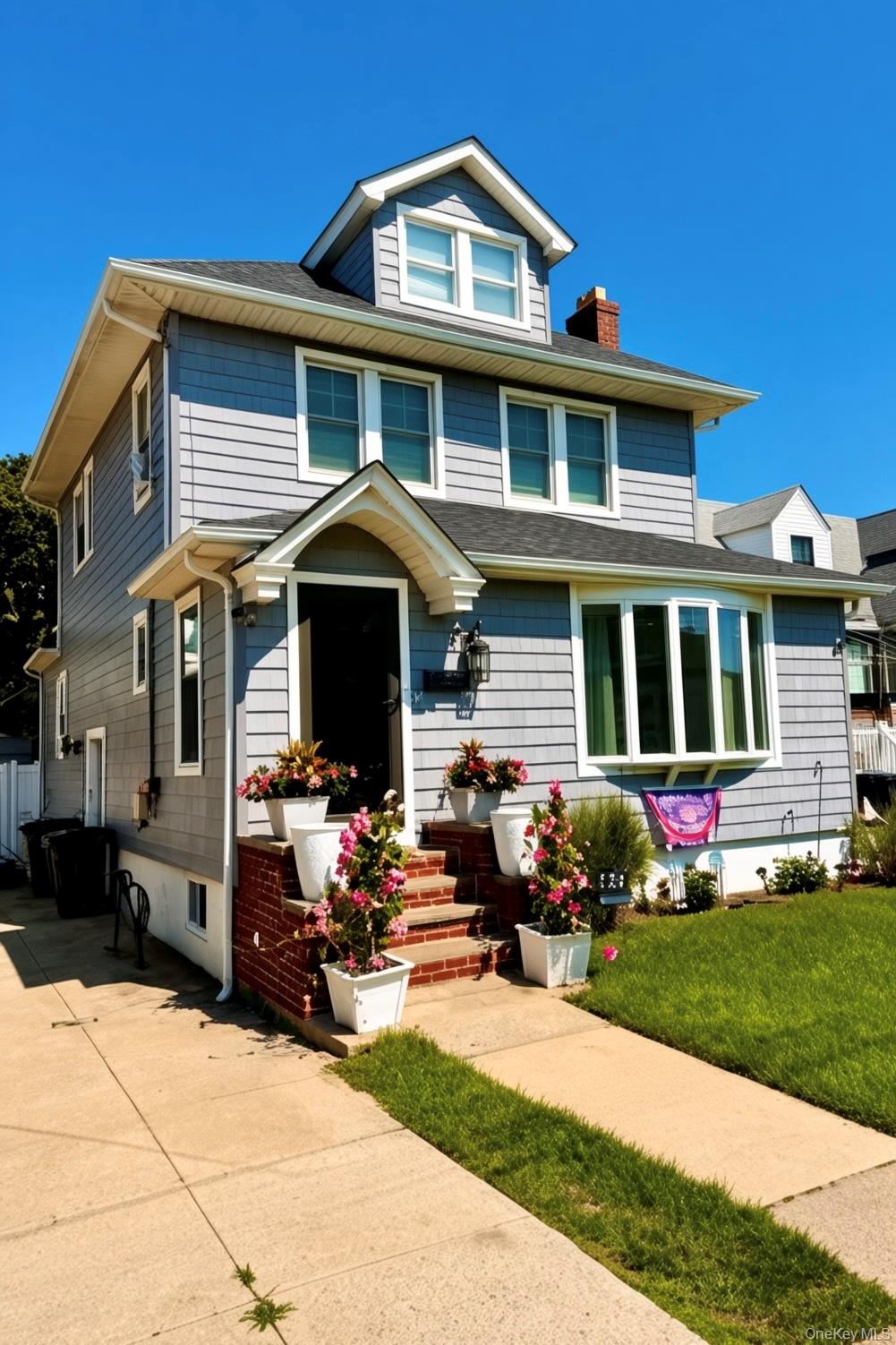 524 Beach 133rd Street – For Sale