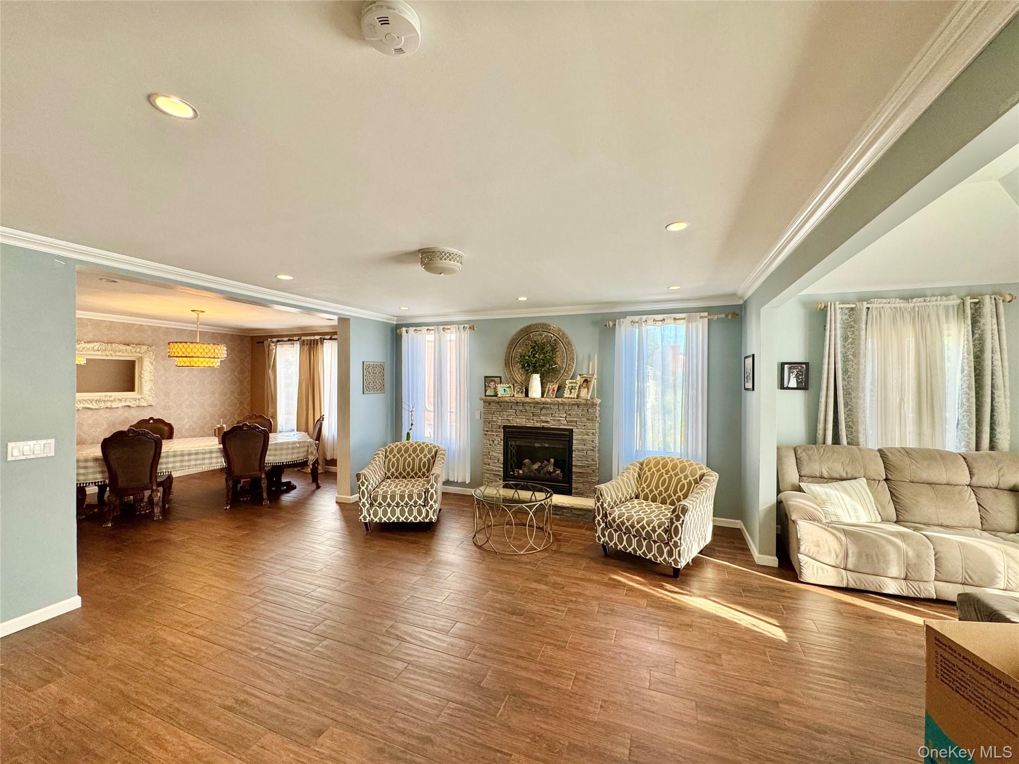 524 Beach 133rd Street – For Sale photo 2