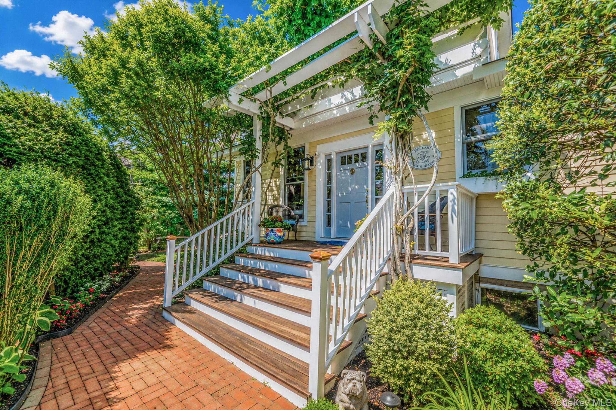 8 Jackson Avenue – For Sale photo 2