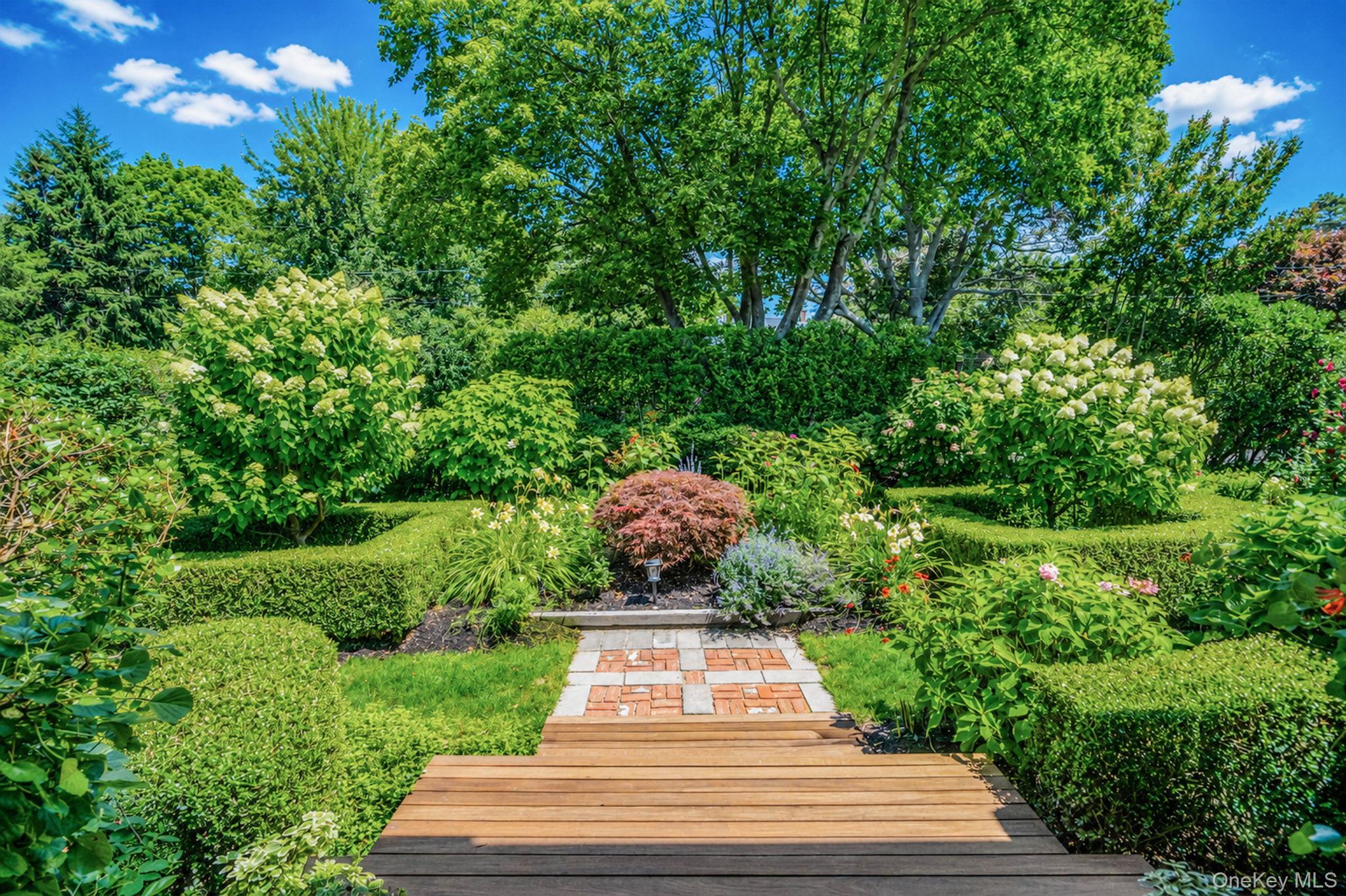 8 Jackson Avenue – For Sale photo 46