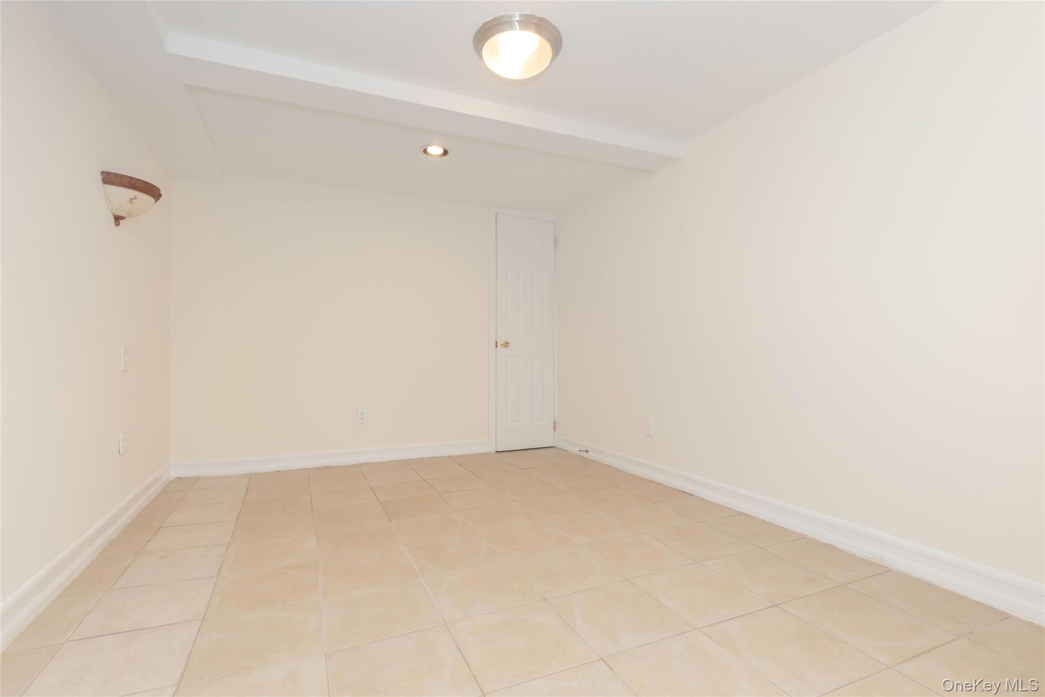 2035 Central Park Avenue, Unit AA4 photo 10