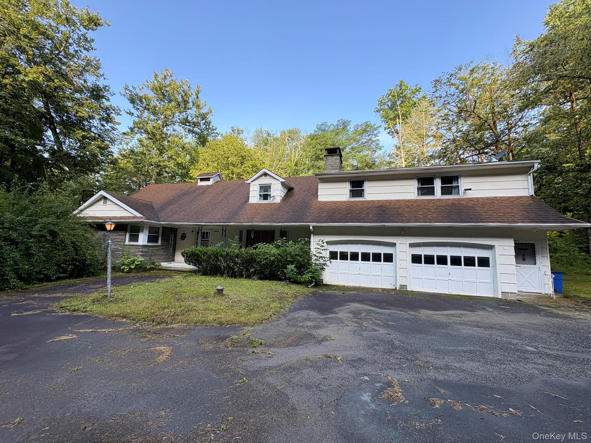1360 Gulf Road – For Rent