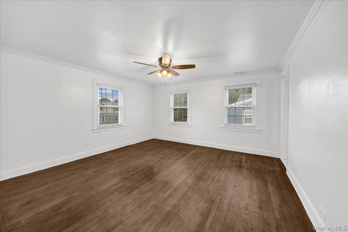 32 Deerfield Avenue – For Sale photo 16