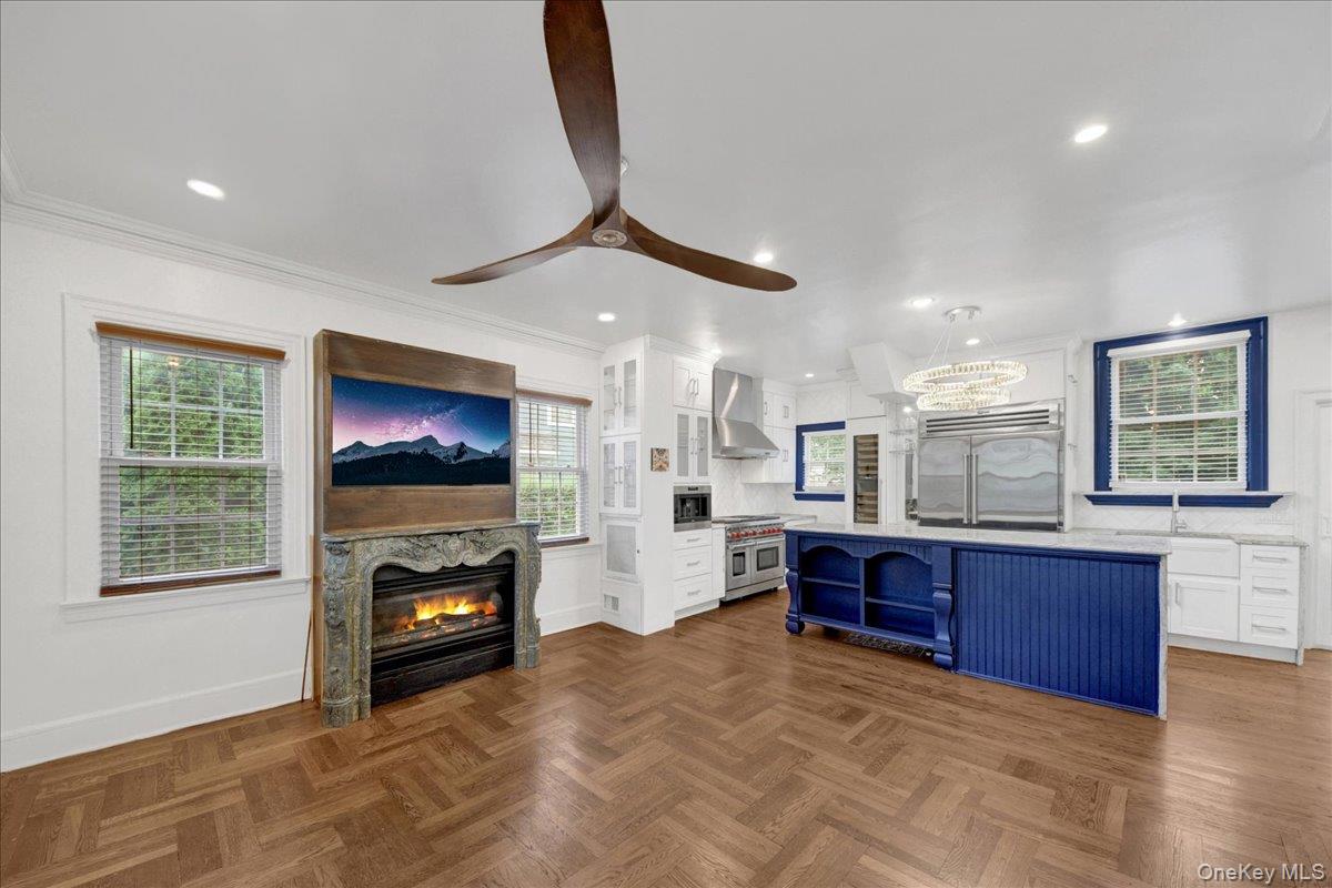 32 Deerfield Avenue – For Sale photo 8