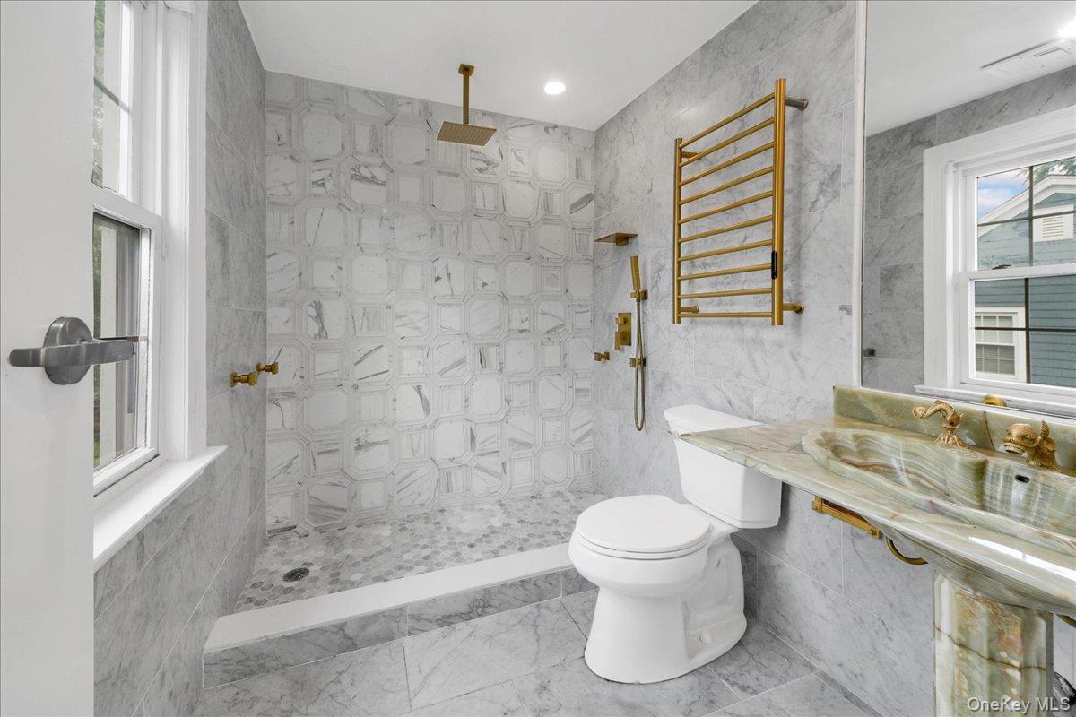 32 Deerfield Avenue – For Sale photo 18
