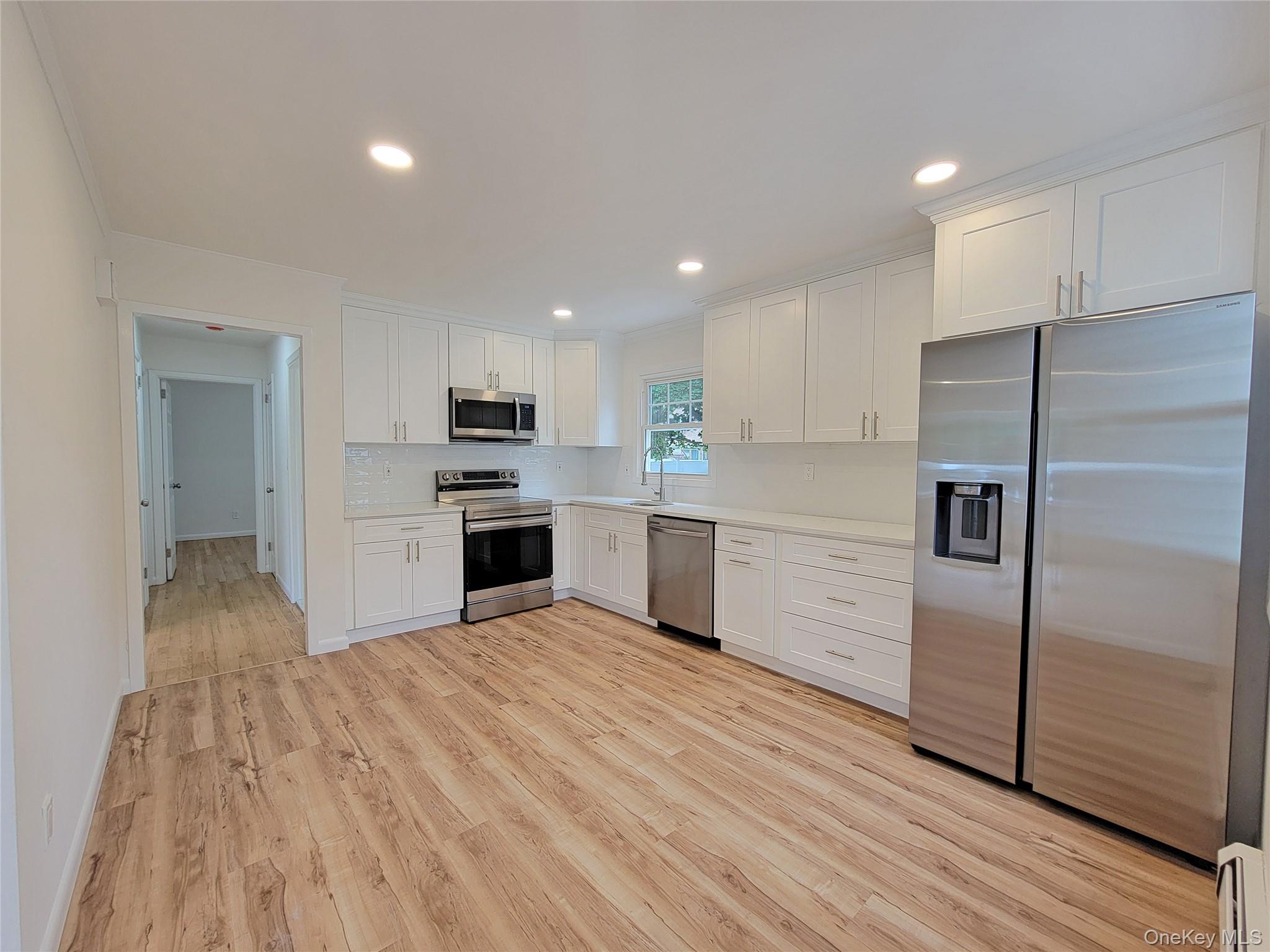 392 3rd Avenue – For Sale photo 5