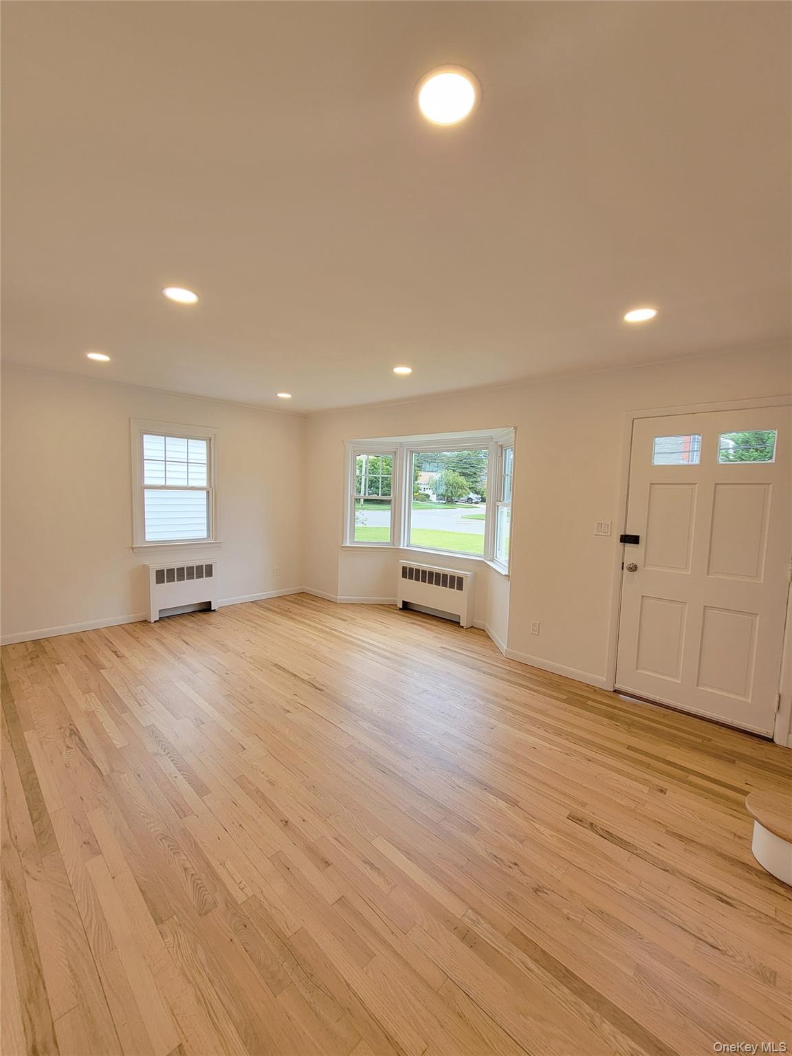 392 3rd Avenue – For Sale photo 3