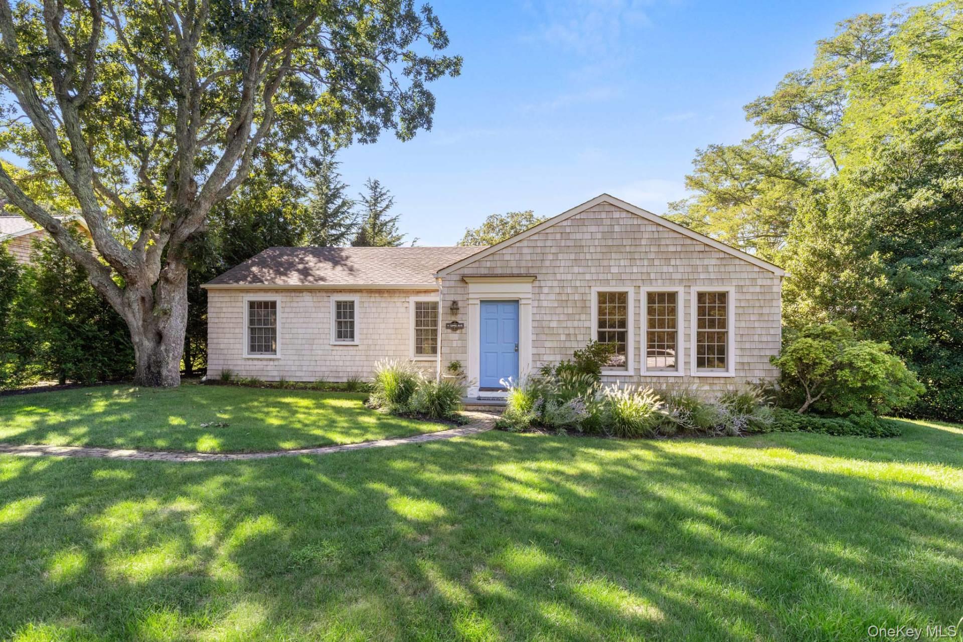 11 Sims Avenue – For Sale photo 2