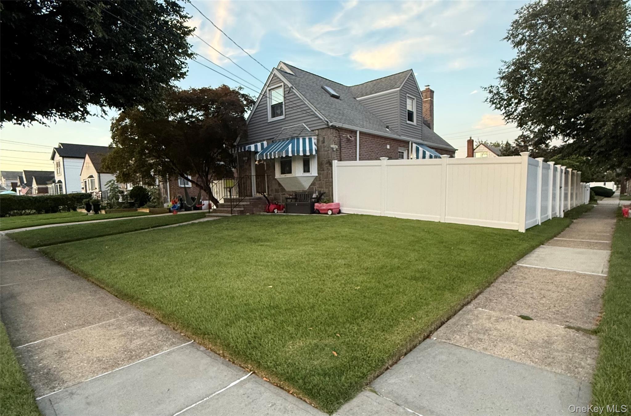 71 Ribbon Street – For Rent