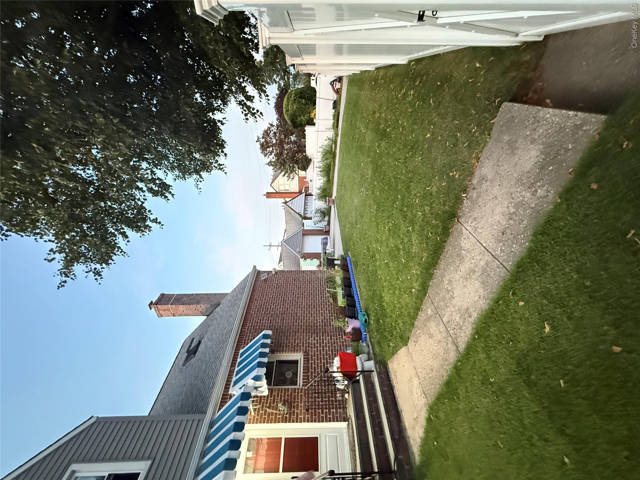 71 Ribbon Street – For Rent photo 3